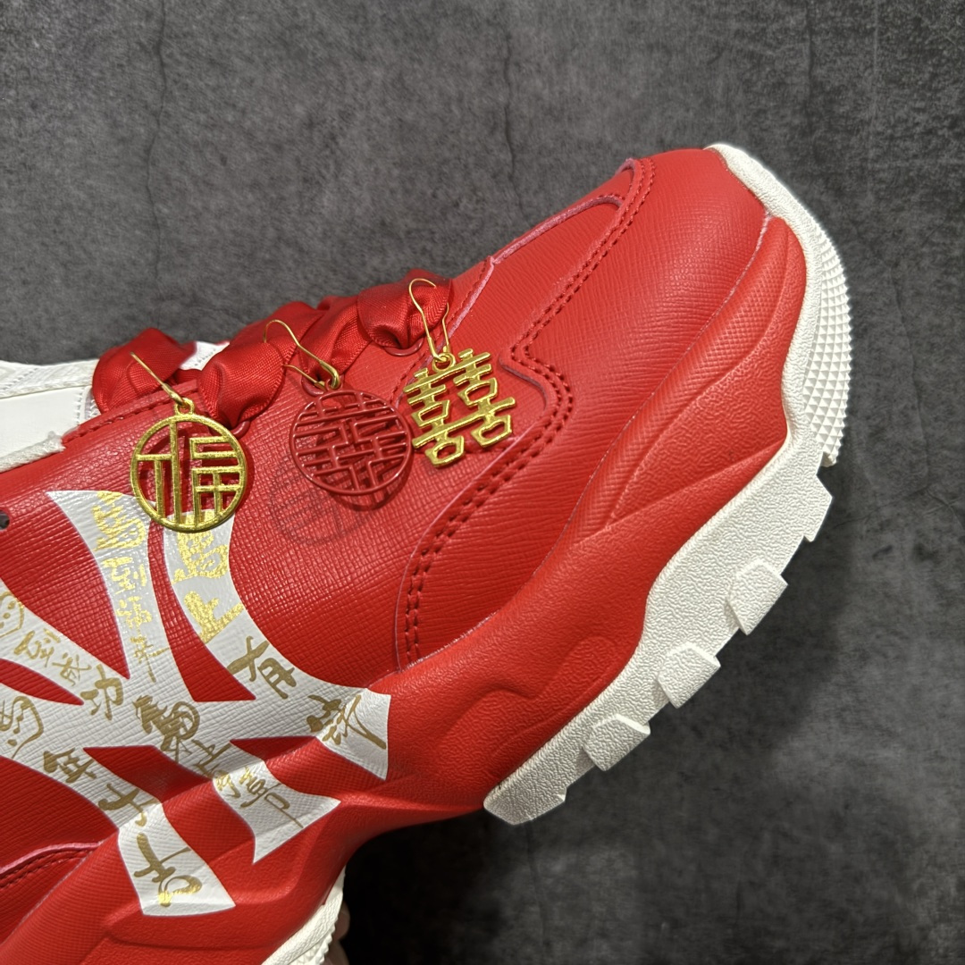 图片[6]-【纯原版】定制球鞋 MLB NY学长鞋 金玉良缘 新中式长相思秀禾婚鞋国风祥云低帮男女同款 3D立体公司级 2026MLB小白鞋 市面上唯一顶级纯原版本 原材料打造 原楦原档案数据开发版型（完美鞋头弧度/后套收口效果🆚市面文案版本‼️） 原厂立体填充鞋舌海绵#中底注胶孔原数据开发模具大底原厂转印标 ins 抖音 快手 小红书网红老爹鞋 韩国洋基队NY大标潮流老爹鞋 内增高6cm 原厂1：1模具开发 原厂进口纳米材质 原厂 全套手提袋 原盒雷射防伪标包装 天猫订单品质 官网 尺码35 36 36.5 37.5 38 38.5 39 40 40.5 41 42 42.5 43 44 45-选品中心