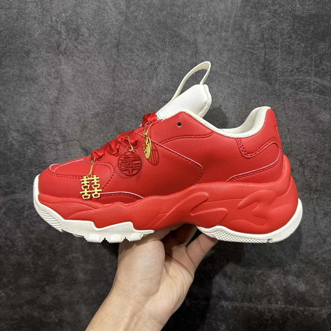 图片[2]-【纯原版】定制球鞋 MLB NY学长鞋 金玉良缘 新中式长相思秀禾婚鞋国风祥云低帮男女同款 3D立体公司级 2026MLB小白鞋 市面上唯一顶级纯原版本 原材料打造 原楦原档案数据开发版型（完美鞋头弧度/后套收口效果🆚市面文案版本‼️） 原厂立体填充鞋舌海绵#中底注胶孔原数据开发模具大底原厂转印标 ins 抖音 快手 小红书网红老爹鞋 韩国洋基队NY大标潮流老爹鞋 内增高6cm 原厂1：1模具开发 原厂进口纳米材质 原厂 全套手提袋 原盒雷射防伪标包装 天猫订单品质 官网 尺码35 36 36.5 37.5 38 38.5 39 40 40.5 41 42 42.5 43 44 45-选品中心