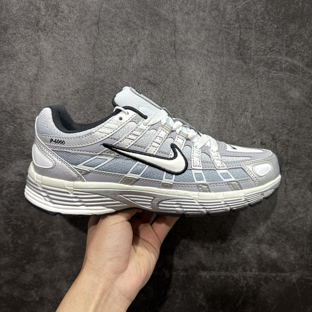 【SC纯原版】Nike P-6000 Premium系列低帮复古老爹风休闲运动舒适慢跑鞋 HQ2050-769 男女码真标半码制 升级原楦原纸版数据开发版型 采用硬质牛剖革组合透气网面材质 正确3层组织中底搭载EVA轻量缓震嵌入双层革新物料鞋垫,外置防滑耐磨橡胶底片❗ 尺码:36-46-选品中心