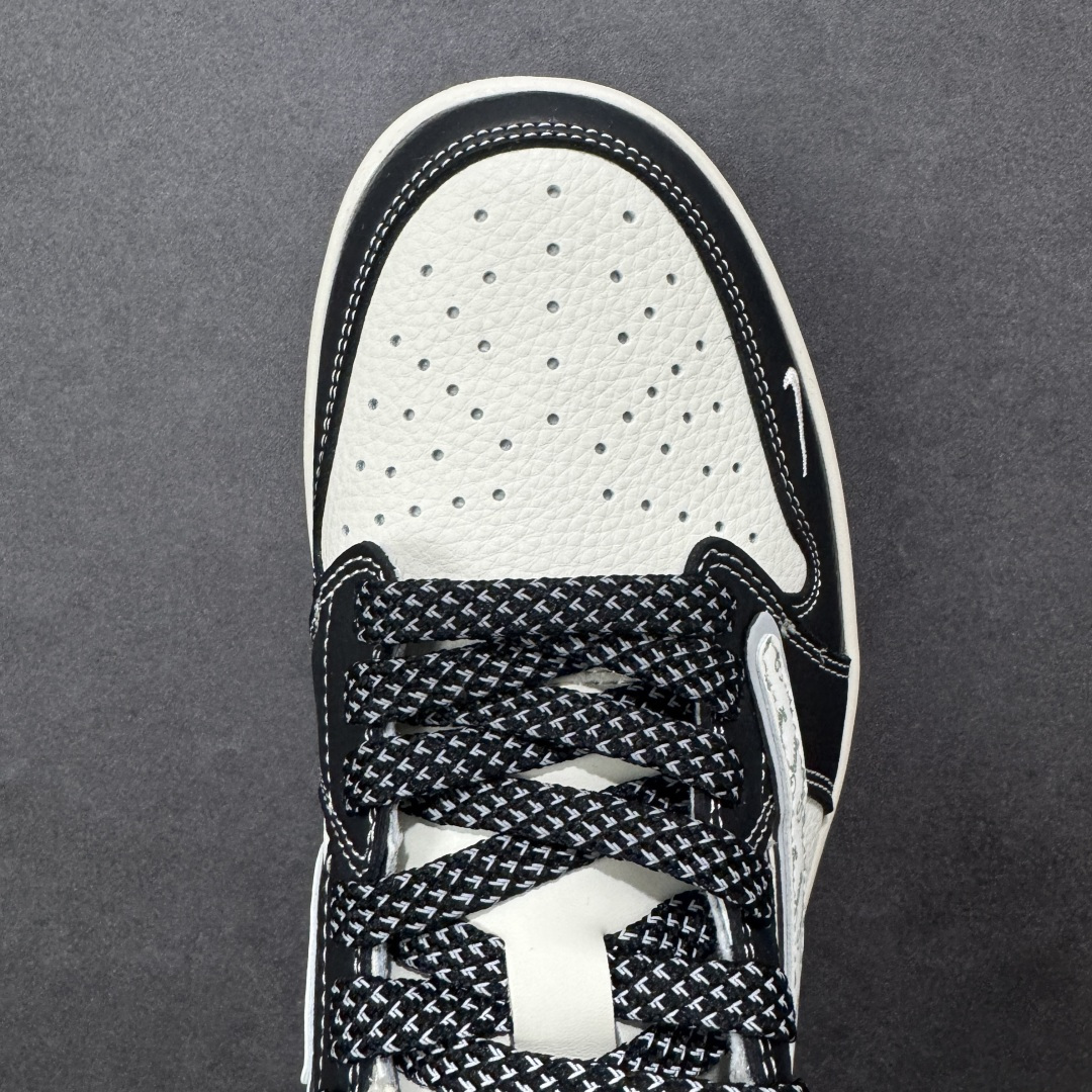 图片[8]-【定制版】Travis Scott x Fragment Design x Jordan Air Jordan 1 Low OG SP “斯图西联名——黑夜之影” 多方联名合作融合了Travis Scott 独特的音乐风格，藤原浩个性的设计风格以及Jordan品牌的经典元素 使其成为一双具有独特身份和价值的鞋子 清新而立体的外观加上联名标识更突出了其独特身份 这种配色方案显示出活力和时尚感 在视觉上引人注目 鞋身的质感和细腻的细节处理使其显得高端而格调十足 这款“倒钩”联名是设计与创意完美结合 融合多方的个性风格是一款备受瞩目的潮流鞋款 低帮休闲板鞋 定制鞋盒 大厂纯原品质出货 超高清洁度 皮料切割干净无任何毛边 细节完美 货号：HH7518-087 尺码：36 36.5 37.5 38 38.5 39 40 40.5 41 42 42.5 43 44 44.5 45-选品中心