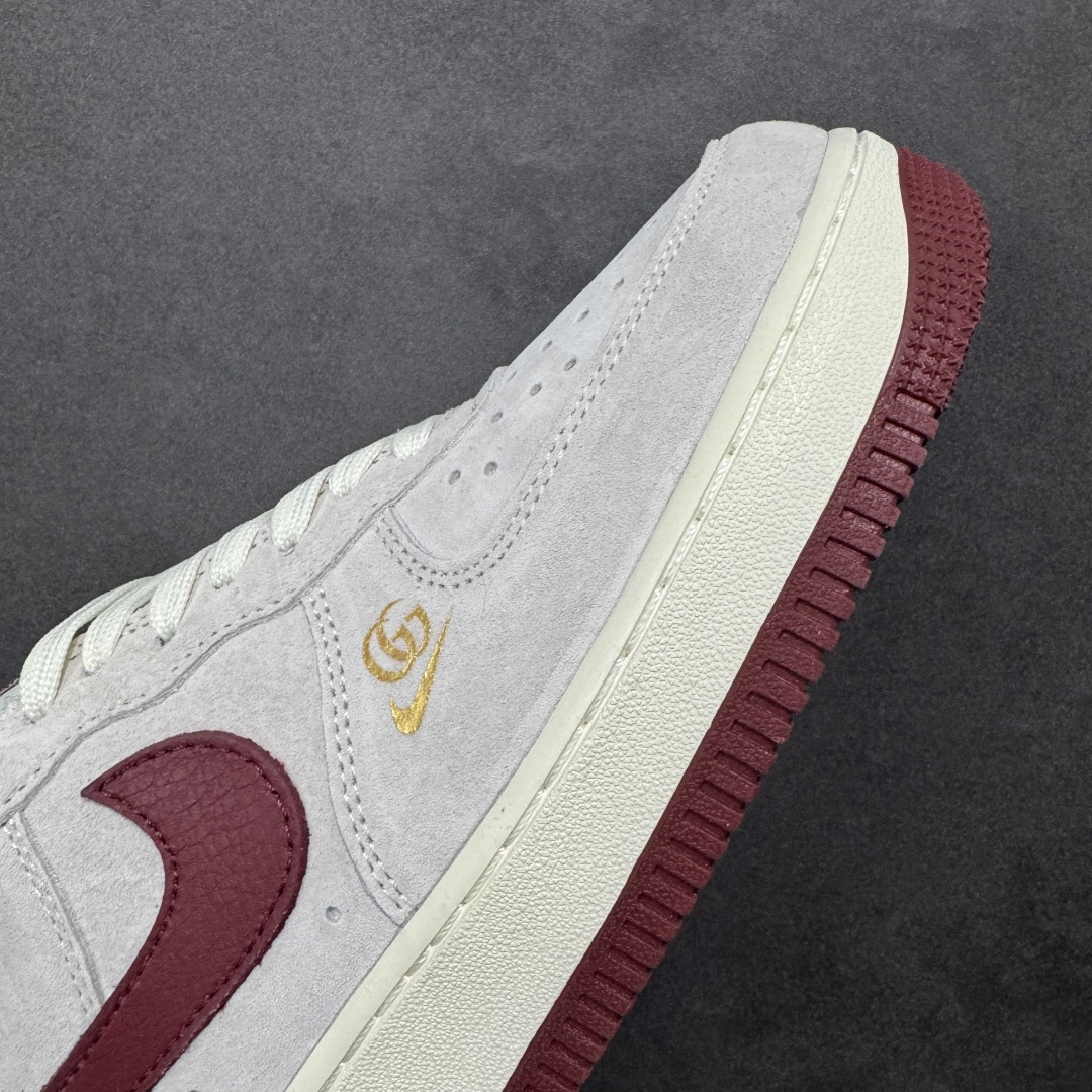图片[5]-【定制版】Nike Air Force 1\’07 Low 马年限定 米灰麂皮 空军一号低帮休闲板鞋  #原楦头原纸板 高端定制鞋盒 原厂鞋底 超高清洁度 细节完美 货号：DD1982-342  尺码：36 36.5 37.5 38 38.5 39 40 40.5 41 42 42.5 43 44 44.5 45-选品中心