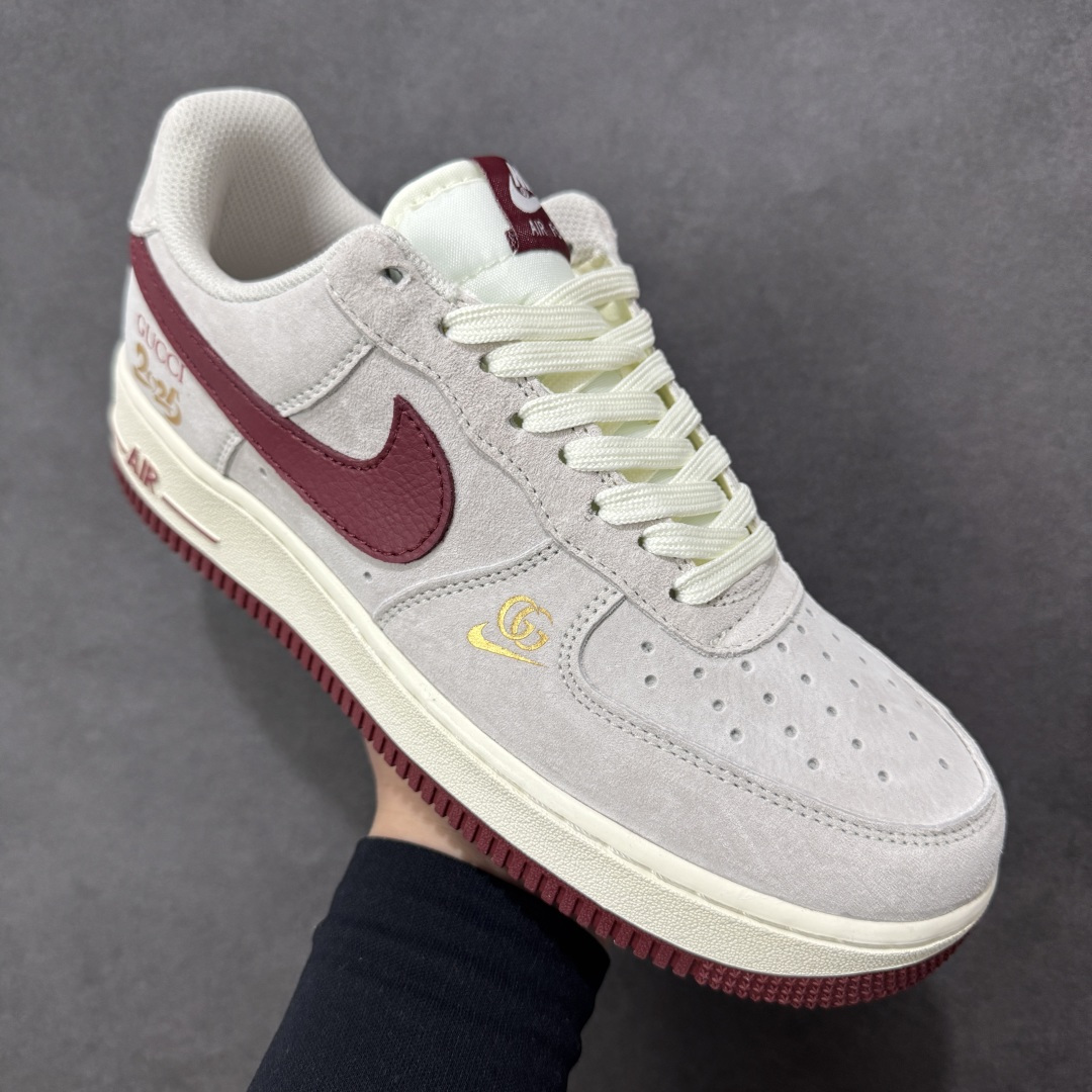 图片[3]-【定制版】Nike Air Force 1\’07 Low 马年限定 米灰麂皮 空军一号低帮休闲板鞋  #原楦头原纸板 高端定制鞋盒 原厂鞋底 超高清洁度 细节完美 货号：DD1982-342  尺码：36 36.5 37.5 38 38.5 39 40 40.5 41 42 42.5 43 44 44.5 45-选品中心