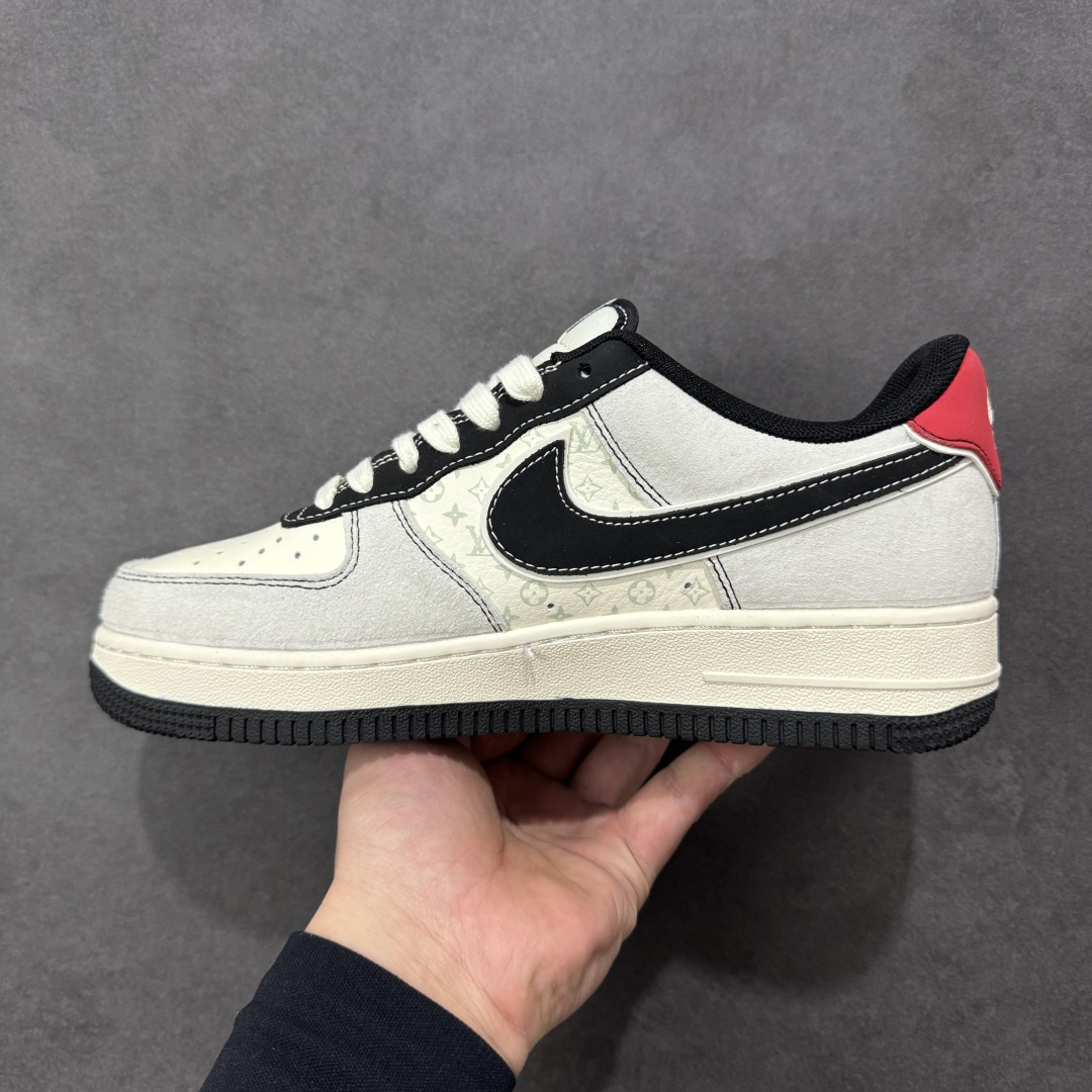 图片[2]-【定制版】Nike Air Force 1\’07 Low 马年限定 米白 空军一号低帮休闲板鞋  #原楦头原纸板 高端定制鞋盒 原厂鞋底 超高清洁度 细节完美 货号：HT5088-635  尺码：36 36.5 37.5 38 38.5 39 40 40.5 41 42 42.5 43 44 44.5 45-选品中心