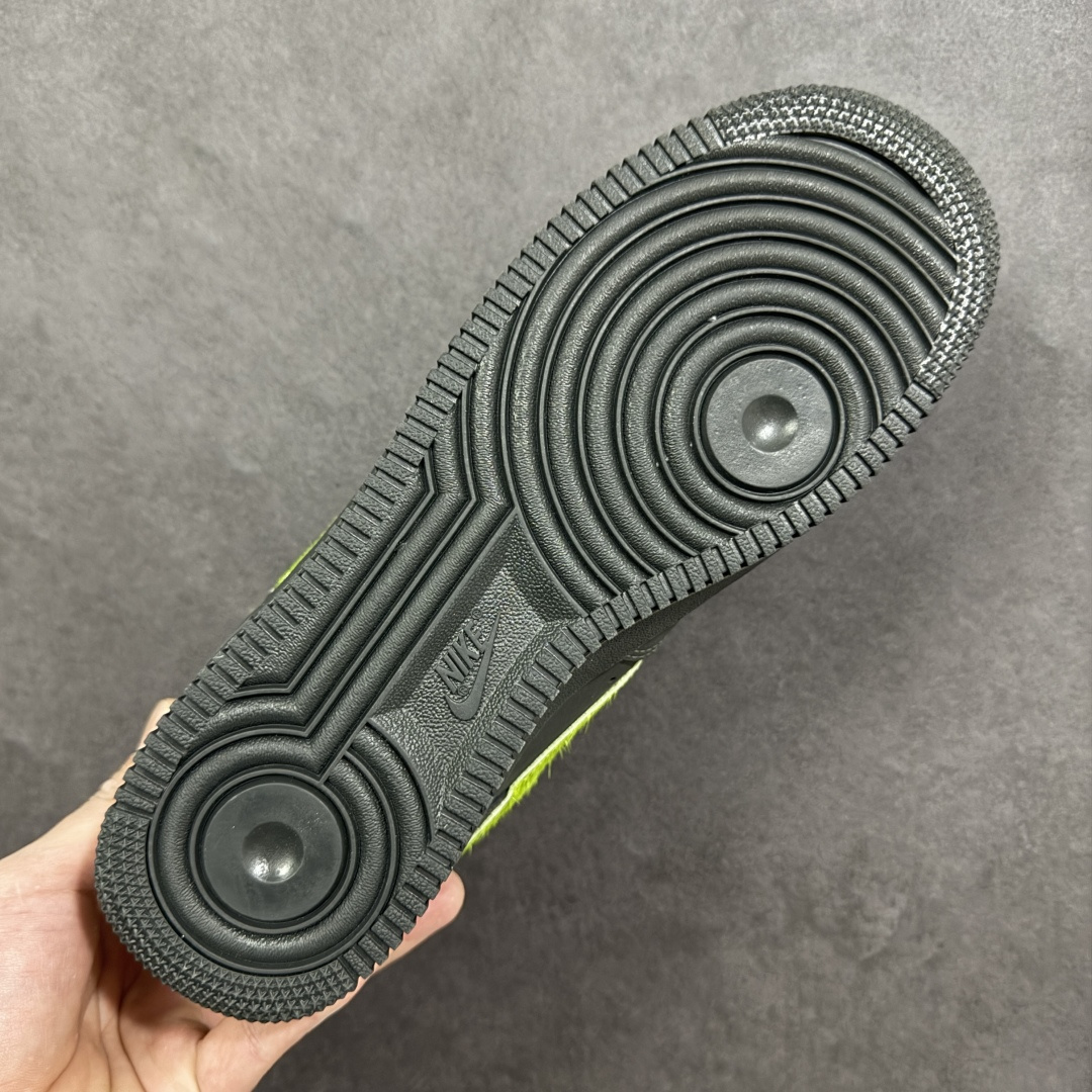 图片[9]-【定制版】NIke Air Force 1 \’07 Low “马年联名–墨灰莹绿” 空军一号低帮 运动鞋 休闲鞋 折边针车 工艺难度大 原楦头原纸板 高端定制鞋盒 原厂鞋底 超高清洁度 细节完美 货号：XY9025-001 尺码：36 36.5 37.5 38 38.5 39 40 40.5 41 42 42.5 43 44 44.5 45-选品中心