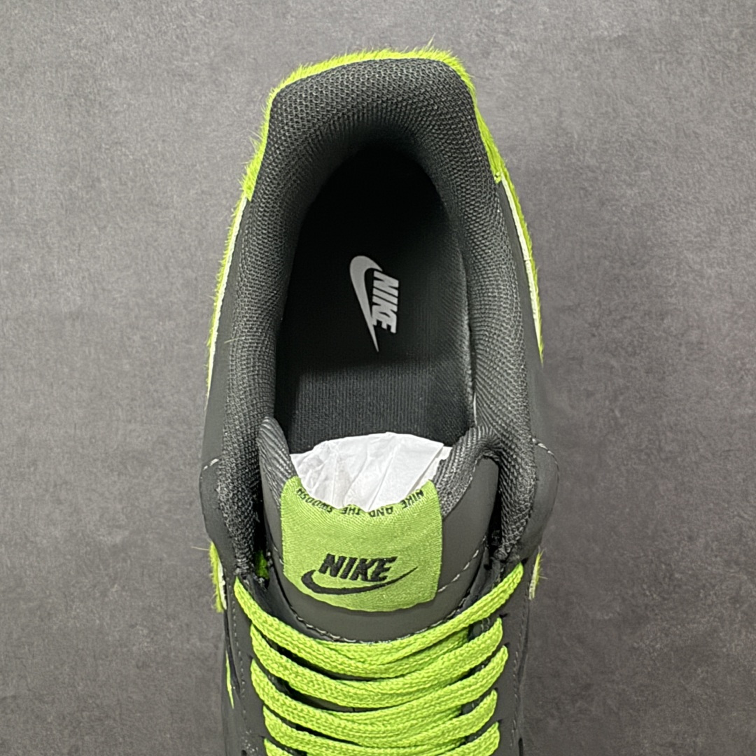 图片[7]-【定制版】NIke Air Force 1 \’07 Low “马年联名–墨灰莹绿” 空军一号低帮 运动鞋 休闲鞋 折边针车 工艺难度大 原楦头原纸板 高端定制鞋盒 原厂鞋底 超高清洁度 细节完美 货号：XY9025-001 尺码：36 36.5 37.5 38 38.5 39 40 40.5 41 42 42.5 43 44 44.5 45-选品中心