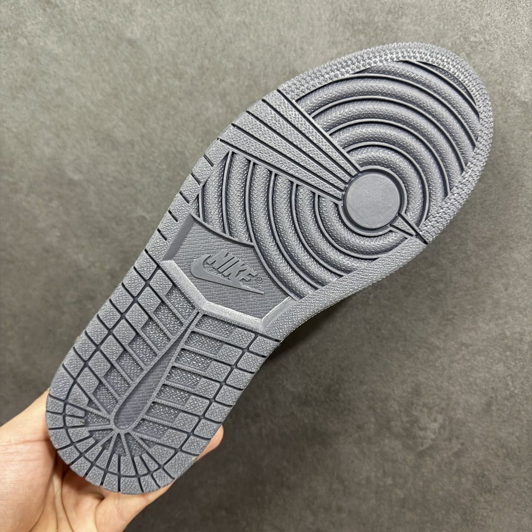 图片[9]-【H11版本】耐克Nike Air Jordan 1 AJ1经典复古经典低帮百搭文化篮球鞋 553558-145 公司级真标半码制#原档案原数据开发版型#采用荔枝纹头层皮革鞋面材质#原厂立体填充鞋舌海绵#中底注胶孔及缜密中底拉帮工艺#原数据开发模具大底 尺码：35.5 36 36.5 37.5 38 38.5 39 40 40.5 41 42 42.5 43 44 44.5 45 46 47.5 编码：H11B250260-选品中心