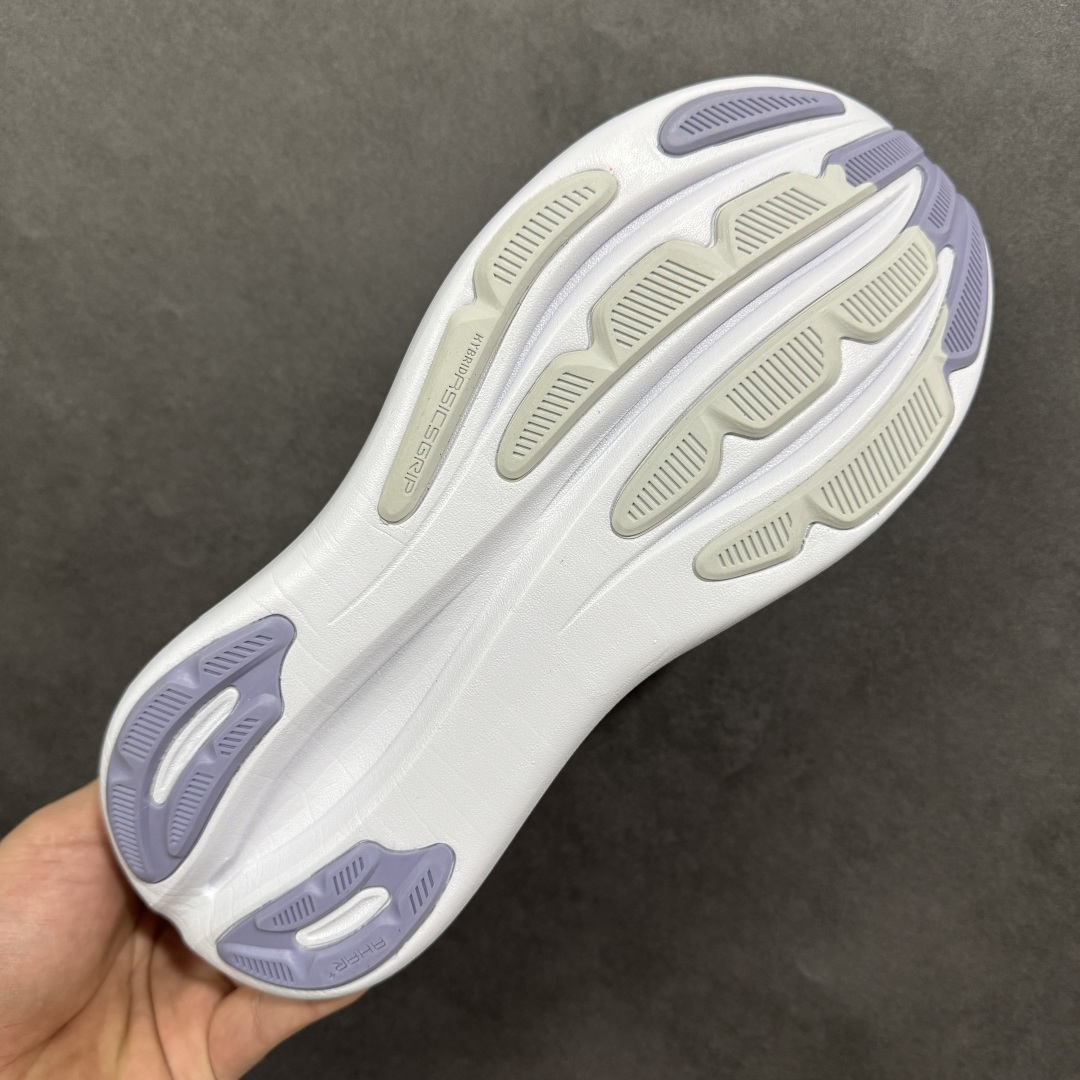 图片[9]-【公司级】Asics Gel-Nimbus 28 舒适防滑耐磨低帮休闲跑步鞋 鞋底采用了轻质发泡材料 并在后跟和前掌处采用了ASICS亚瑟士核心科技-GEL缓震胶 赋予鞋款强大的缓冲性能 提供了更柔软适的穿着体验 而在原有设计的启发之上 此次鞋款采用更贴合当今潮流趋势的材料和创新技术 展现出纽约充满活力的都市精神 货号：1011C127-402 尺码：36-45含半码-选品中心