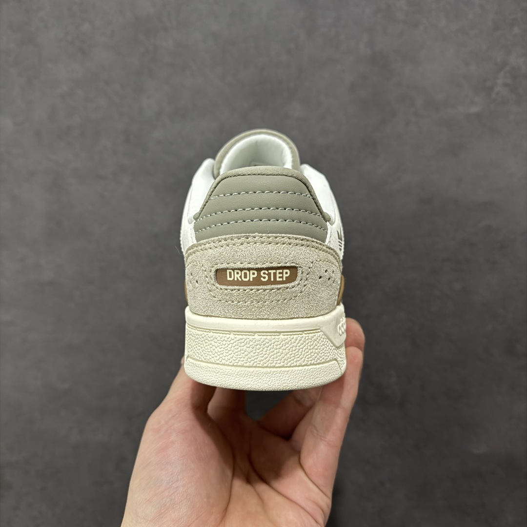 图片[4]-【公司级】Adidas DROP STEP LOW 2.0 低帮百搭潮流休闲运动板鞋 官方发售 正单长期供应 三叶草篮球风校园休闲运动板鞋 以复古篮球鞋的外形为基础，采用皮革拼接，简约百搭，更加贴合舒适。中底内侧网格造型起到点睛之笔，外底橡胶，更显复古！ 货号：JP9971 尺码：36 36.5 37 38 38.5 39 40 40.5 41 42 42.5 43 44 44.5 45-选品中心