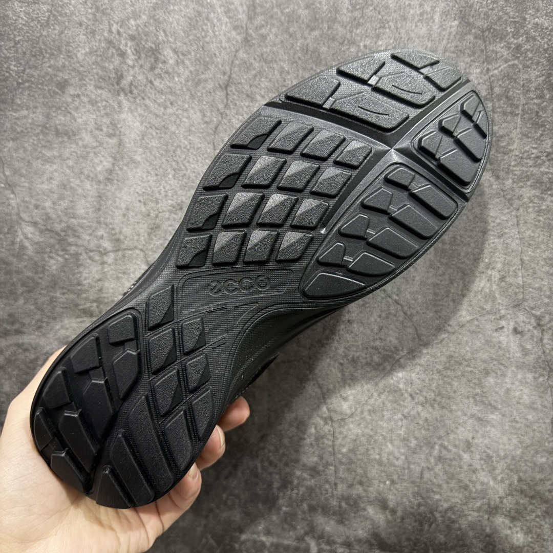 图片[9]-【公司级】ECCO Biom 2025款 爱步 健步 低帮 黑色 圆通系带户外运动登山鞋徒步鞋 经典和现代工艺品质融合 精选小牛皮面料 百搭休闲老爹鞋 舒适性相当不错 版型楦型非常到位上脚 专柜热销款 独有鞋型设计 特有Logo车边 特别有型 北欧风格 舒适 休闲保暖 超弹性 耐磨 减震 按摩大底(PU+TPU 组合） 尺码：39-45 编码：XYB330340-选品中心