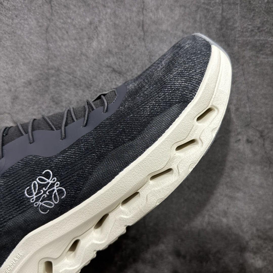 图片[6]-【PZ版本】On昂跑 x LOEWE罗意威 Cloudtilt 织物 跑步 户外轻便百搭系带 减震 低帮 运动休闲鞋 市面最优版本 原版开发 原材1比1打造 采用工程飞织网布组合再生聚酯纤维鞋面材质搭载独家隐藏速度中板 镂空CloudTec科技 泡棉缓震中底 黑科技跑出圈的时尚运动新宠 尺码：36-45 含半码-选品中心