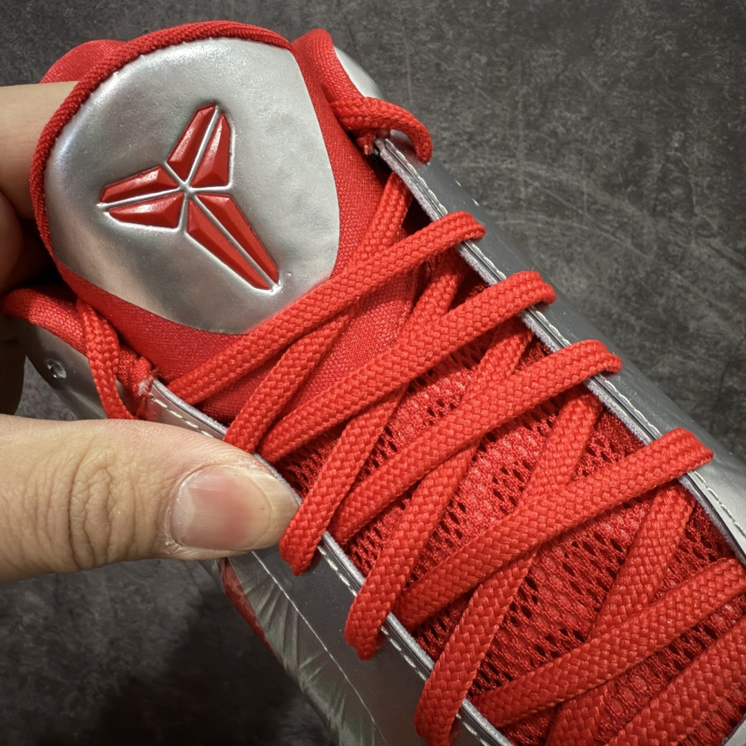 图片[7]-【S2版本】Caitlin Clark x NK Kobe 5 Protro S2纯原生产线出品 科比五代克拉克联名银红 #Zoom Turbo气垫➕后掌EVA缓震 实战配置直接拉满 #原楦纸板开发 鞋身流线型、后跟塑形，区分土肥圆 #原档数据3D打印 鞋面细节匹配原版 #全身鞋材卡料色独家定制 唯一正确喷漆SWOOSH #NK专利Flyknit飞线科技，给予鞋身足够抗扭矩力 #真实底模最大48.5 实战利器 专供海外市场 货号：IV2712-001 尺码：40 40.5 41 42 42.5 43 44 44.5 45 46 47.5 48.5（脚宽、脚胖 建议买大半码）-选品中心