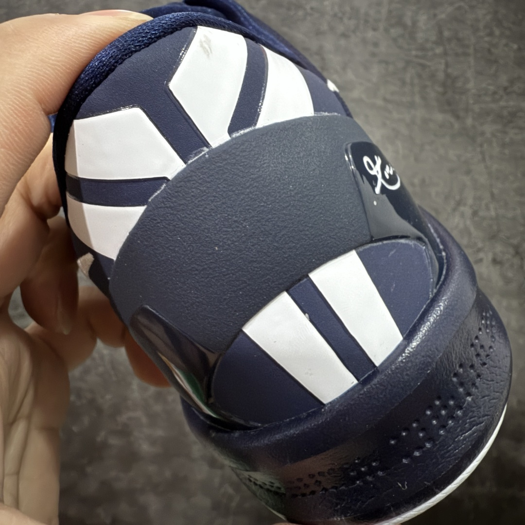 图片[2]-【OG纯原】NK Zoom Kobe Ⅷ System 科比8代复刻实战运动低帮文化篮球鞋 白蓝 HF9550-400 完美复刻公司货 React科技鞋垫加持 实战配置直接拉满 原楦纸板开发 鞋身流线型、后跟塑形 区分土肥圆 原厂针织鞋面一针一线匹配原版 全身鞋材卡料色独家定制 唯一万针立体刺绣SWOOSH 真实底模最大50.5 实战利器 专供海外市场 独立原厂模具 首批不拼图大几率过验 亲测已过 支持各种高强度实战 无需担心 补货周期极长 脚宽建议买大半码 科比系列前掌偏窄 支持七天无理由退换 尺码： 36 36.5 37.5 38 38.5 39 40 40.5 41 42 42.5 43 44 44.5 45 46 47.5 48.5-选品中心