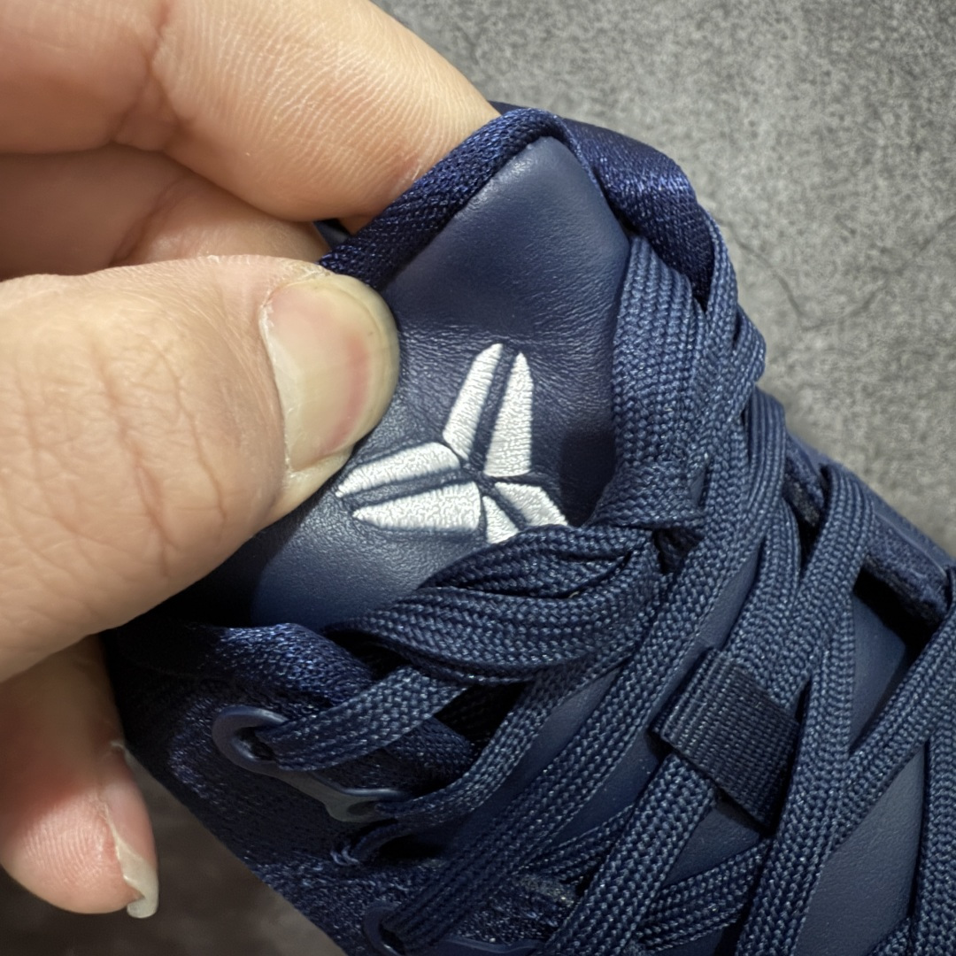 图片[6]-【OG纯原】NK Zoom Kobe Ⅷ System 科比8代复刻实战运动低帮文化篮球鞋 白蓝 HF9550-400 完美复刻公司货 React科技鞋垫加持 实战配置直接拉满 原楦纸板开发 鞋身流线型、后跟塑形 区分土肥圆 原厂针织鞋面一针一线匹配原版 全身鞋材卡料色独家定制 唯一万针立体刺绣SWOOSH 真实底模最大50.5 实战利器 专供海外市场 独立原厂模具 首批不拼图大几率过验 亲测已过 支持各种高强度实战 无需担心 补货周期极长 脚宽建议买大半码 科比系列前掌偏窄 支持七天无理由退换 尺码： 36 36.5 37.5 38 38.5 39 40 40.5 41 42 42.5 43 44 44.5 45 46 47.5 48.5-选品中心