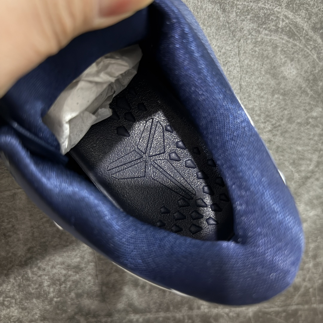 图片[8]-【OG纯原】NK Zoom Kobe Ⅷ System 科比8代复刻实战运动低帮文化篮球鞋 白蓝 HF9550-400 完美复刻公司货 React科技鞋垫加持 实战配置直接拉满 原楦纸板开发 鞋身流线型、后跟塑形 区分土肥圆 原厂针织鞋面一针一线匹配原版 全身鞋材卡料色独家定制 唯一万针立体刺绣SWOOSH 真实底模最大50.5 实战利器 专供海外市场 独立原厂模具 首批不拼图大几率过验 亲测已过 支持各种高强度实战 无需担心 补货周期极长 脚宽建议买大半码 科比系列前掌偏窄 支持七天无理由退换 尺码： 36 36.5 37.5 38 38.5 39 40 40.5 41 42 42.5 43 44 44.5 45 46 47.5 48.5-选品中心