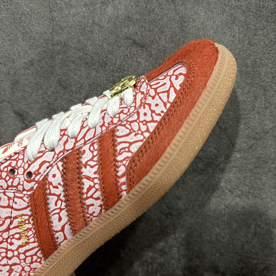 图片[6]-【纯原HZ版本】AD Original Samba OG 复古经典轻便板鞋 JR8743 口碑大厂出品 品控大底版型不断改良更新 全套原纸板楦头开发 确保原汁原味 完美呈现桑巴版型 一比一鞋头弧度高度鞋身弧度 此版本只针对中端市场 皮料材质有所更替 其他数据细节工艺流程均保持一致 绝不口嗨 细节品控鞋型随意对比 正确烫金高频细节 原装纳米超迁皮料 独家私模橡胶大底 原盒原配 尺码：35.5 36 36.5 37.5 38 38.5 39 40 40.5 41 42 42.5 43 44 44.5 45-选品中心