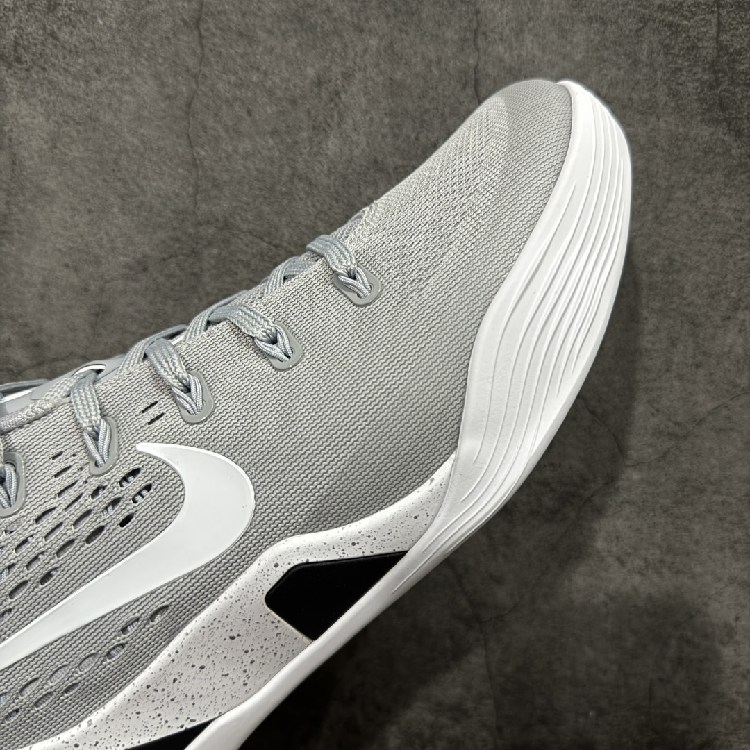 图片[6]-【GX绿x版本】Nike Kobe 9 Elite Low Protro \”University Red\” 耐克 科比9代 低帮 狼灰白 IH1401-001 完美复刻公司货 React科技鞋垫加持 实战配置直接拉满 原楦纸板开发 鞋身流线型、后跟塑形 区分土肥圆 原厂针织鞋面一针一线匹配原版 全身鞋材卡料色独家定制 唯一万针立体刺绣SWOOSH 真实底模最大50.5 实战利器 专供海外市场 独立原厂模具 首批不拼图大几率过验 亲测已过 支持各种高强度实战 无需担心 补货周期极长 脚宽建议买大半码 科比系列前掌偏窄 支持七天无理由退换 尺码： 40 40.5 41 42 42.5 43 44 44.5 45 46 47.5 48.5-选品中心