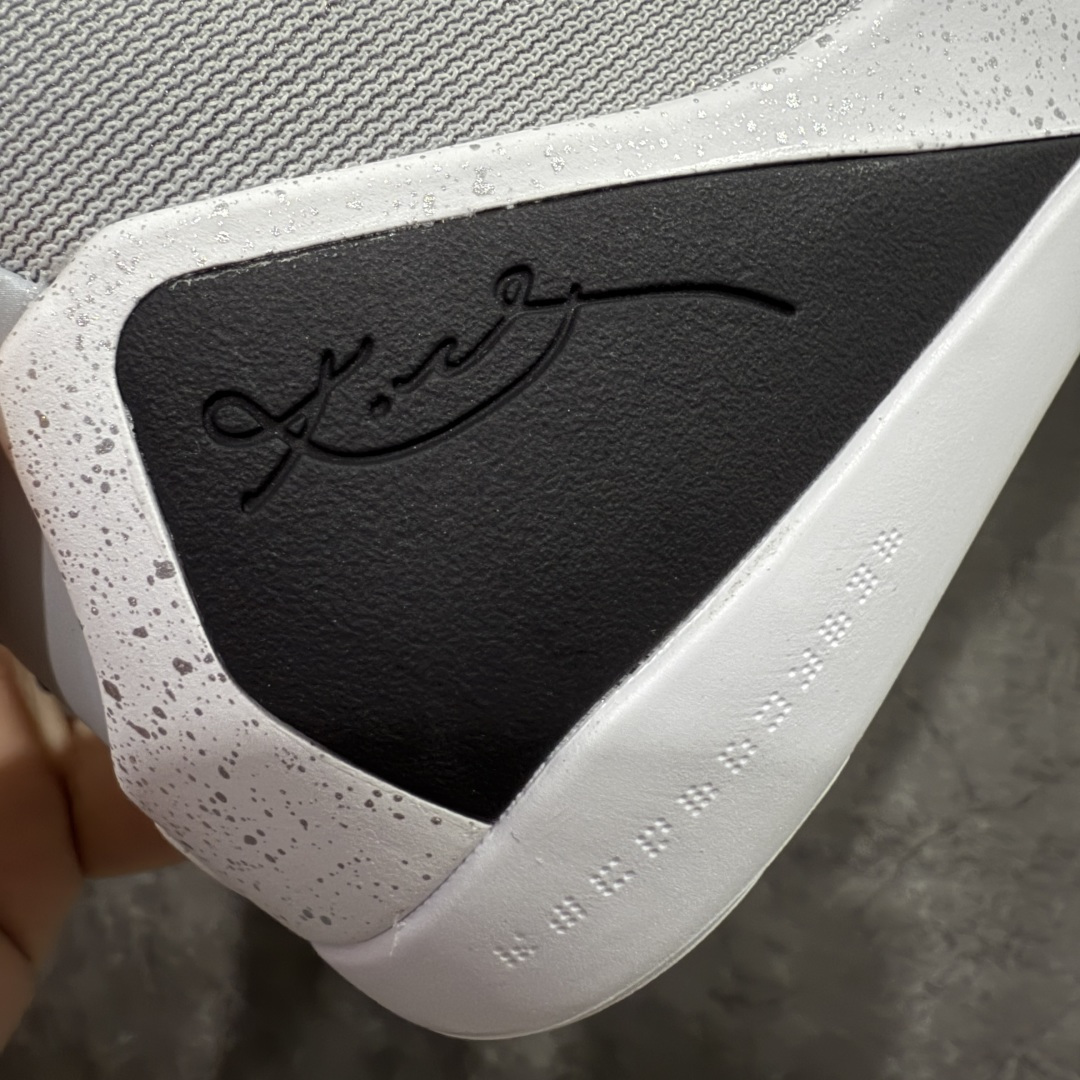 图片[3]-【GX绿x版本】Nike Kobe 9 Elite Low Protro \”University Red\” 耐克 科比9代 低帮 狼灰白 IH1401-001 完美复刻公司货 React科技鞋垫加持 实战配置直接拉满 原楦纸板开发 鞋身流线型、后跟塑形 区分土肥圆 原厂针织鞋面一针一线匹配原版 全身鞋材卡料色独家定制 唯一万针立体刺绣SWOOSH 真实底模最大50.5 实战利器 专供海外市场 独立原厂模具 首批不拼图大几率过验 亲测已过 支持各种高强度实战 无需担心 补货周期极长 脚宽建议买大半码 科比系列前掌偏窄 支持七天无理由退换 尺码： 40 40.5 41 42 42.5 43 44 44.5 45 46 47.5 48.5-选品中心