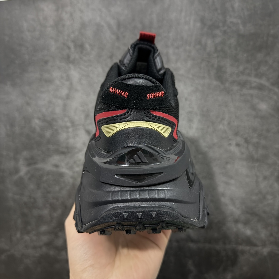 图片[4]-【升级版】Adidas XLG Storm Edge 阿迪复古透气休闲老爹鞋 马年限定黑红 区别先行版 细节品质均有升级 鞋面由三明治网布制成 提供卓越的空气流通性能 中底使用品牌独有的Bounce缓震技术 帮助减少地面对关节的冲击力 提升整体的舒适性 鞋子的设计风格简约大气 同时兼顾功能性和美感 适用于各种场景 货号：KI1856  尺码：36 36.5 37 38 38.5 39 40 40.5 41 42 42.5 43 44 44.5 45-选品中心