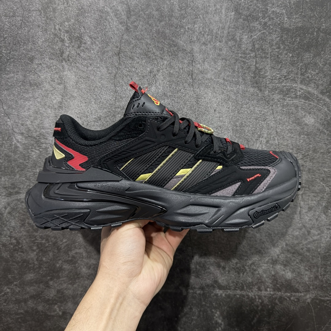 【升级版】Adidas XLG Storm Edge 阿迪复古透气休闲老爹鞋 马年限定黑红 区别先行版 细节品质均有升级 鞋面由三明治网布制成 提供卓越的空气流通性能 中底使用品牌独有的Bounce缓震技术 帮助减少地面对关节的冲击力 提升整体的舒适性 鞋子的设计风格简约大气 同时兼顾功能性和美感 适用于各种场景 货号:KI1856 尺码:36 36.5 37 38 38.5 39 40 40.5 41 42 42.5 43 44 44.5 45-选品中心