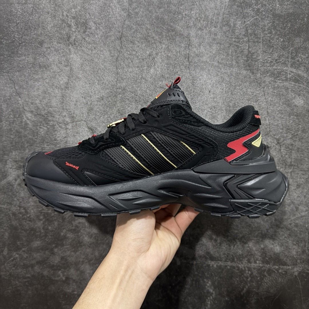 图片[2]-【升级版】Adidas XLG Storm Edge 阿迪复古透气休闲老爹鞋 马年限定黑红 区别先行版 细节品质均有升级 鞋面由三明治网布制成 提供卓越的空气流通性能 中底使用品牌独有的Bounce缓震技术 帮助减少地面对关节的冲击力 提升整体的舒适性 鞋子的设计风格简约大气 同时兼顾功能性和美感 适用于各种场景 货号：KI1856  尺码：36 36.5 37 38 38.5 39 40 40.5 41 42 42.5 43 44 44.5 45-选品中心