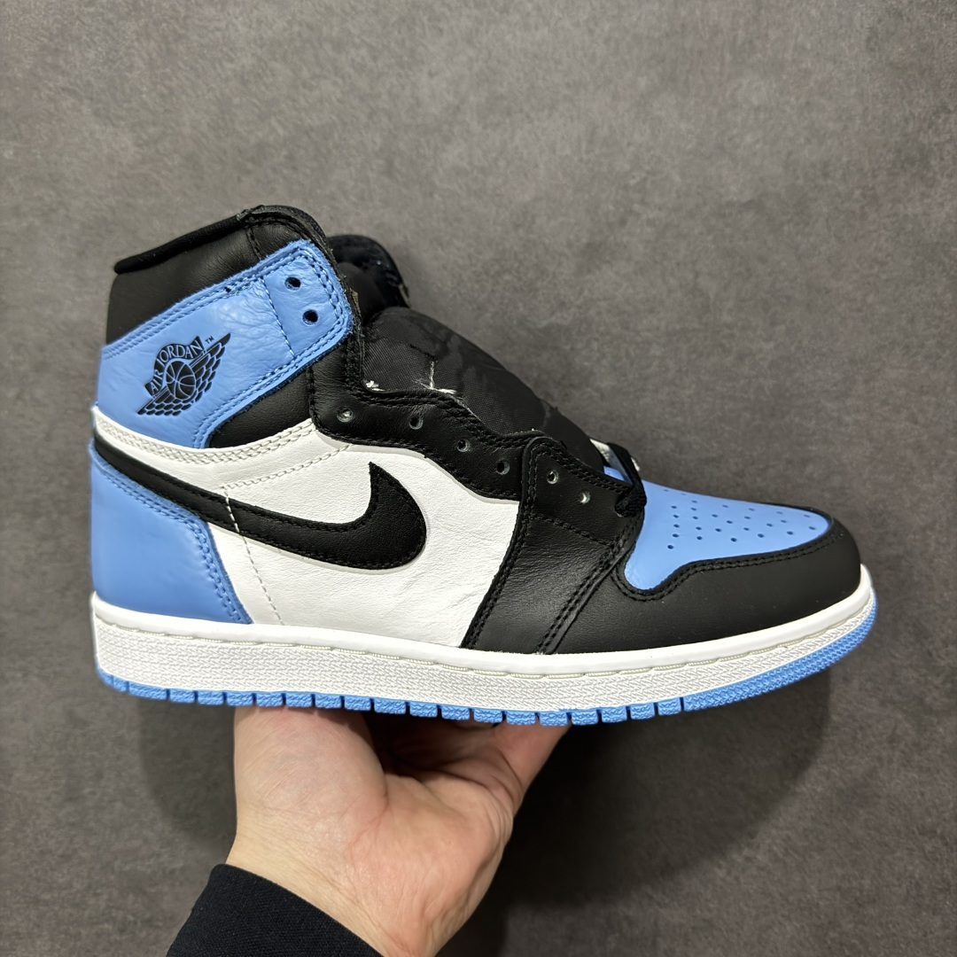 【GQ福利】纯原特价 进口头层纯原AJ1高邦 行业天花板 Top级存在 各外贸平台 完美版型 1:1复刻后腰 对比 年终奖励自留的最佳选品 货号:DZ5485-400 尺码:40-47.5-选品中心