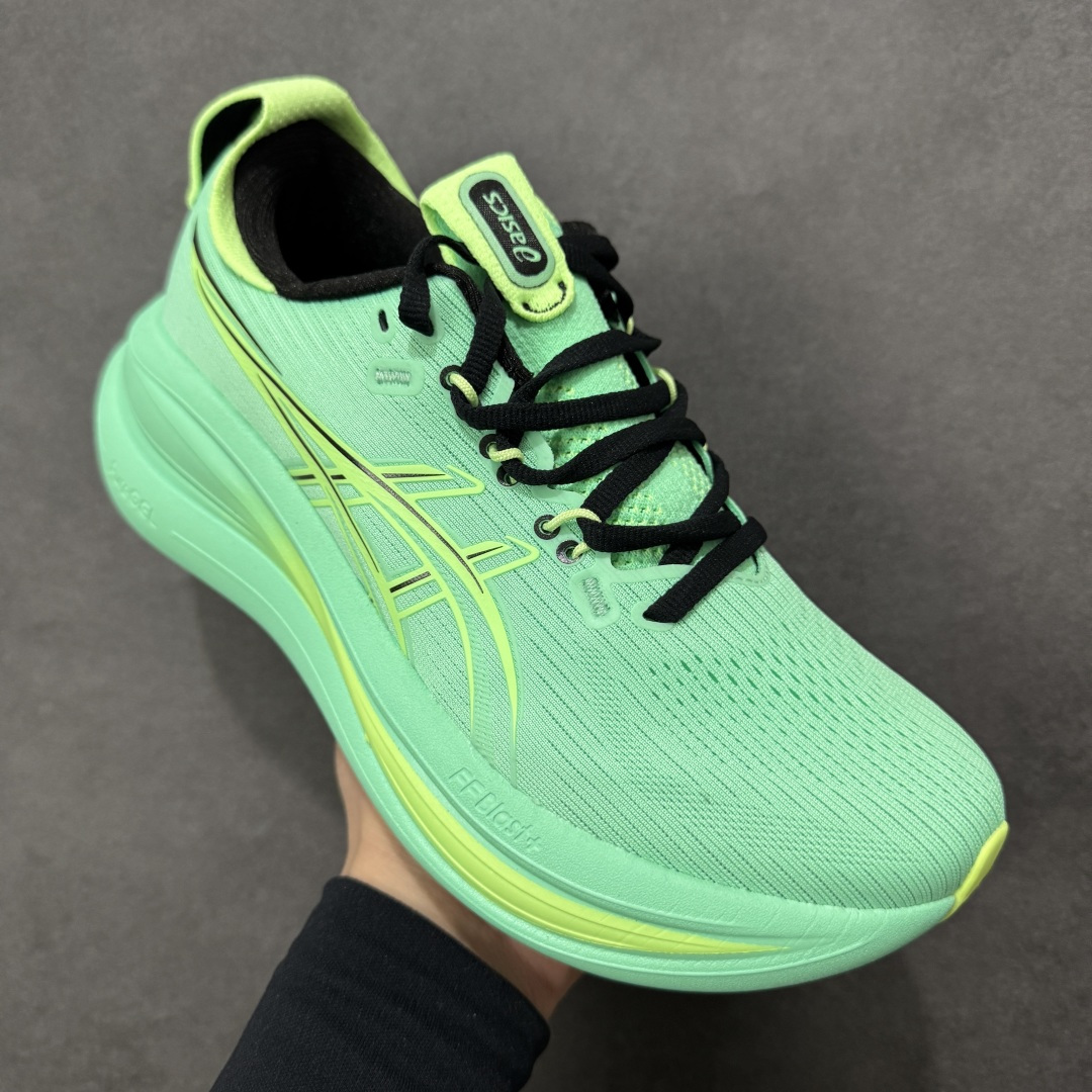 图片[3]-【公司级】Asics GEL-NIMBUS 28复古单品 ASICS(亚瑟士） 是日本实业家鬼冢喜八郎创立的跑鞋运动品牌，名宇想法源自著名的拉丁谚语“AnimaSana In Corpore Sano”，意为“健全的精神寓于强健的体魄”。正如其名字的含义，ASICS亚瑟士一直坚信保持身体的健康与活力是打造健康快乐的生活方式的最佳途径。亚瑟士的跑鞋、篮球鞋等系列集专业与美貌于一身，拥有极高的热度 货号：1011C127-300 尺码：36 37 37.5 38 39 39.5 40 40.5 41.5 42 42.5 43.5 44 45 46 47-选品中心