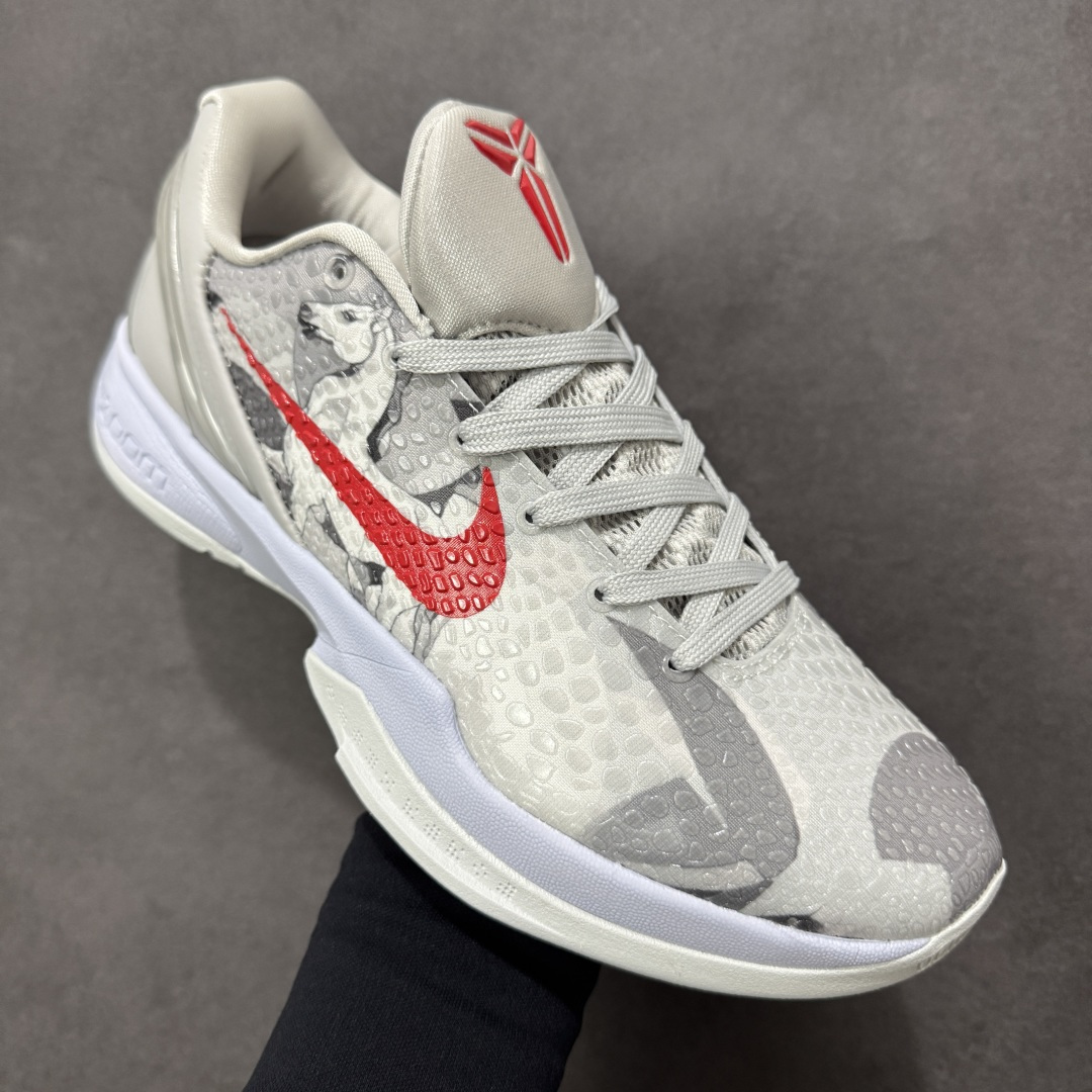 图片[3]-【定制版】Nike Zoom Kobe VI 马年限定 CNY新年款 耐克 科比6代系列 低帮复刻实战运动低帮文化篮球鞋 纯原版本 鞋头和鞋舌采用透气运动网布制成 采用更为挺拔的鞋口设计 为脚踝带来更佳的包裹与支撑感 侧面独特波纹纹理细节 打破了单调 赋予鞋子灵动与活力的视觉体验 货号：CW2190-034 尺码：38 38.5 39 40 40.5 41 42 42.5 43 44 45 46-选品中心
