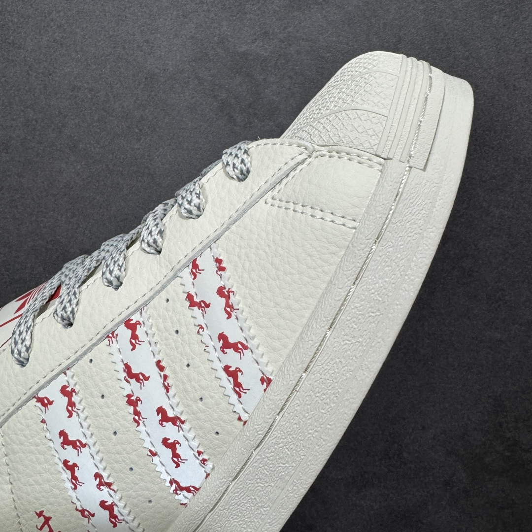 图片[5]-【定制版】AD Originals Superstar 马年限定 贝壳头板鞋 采用全新头层拼接皮革材质 后跟采用特色3D立体印字 渠道正品订单 诠释市场最高工艺水平 全鞋进口头层皮料打造。区别市面普通真标版本，进出专柜无压力 货号：LX0918 尺码：36 36.5 37.5 38 38.5 39 40 40.5 41 42 42.5 43 44 44.5 45-选品中心