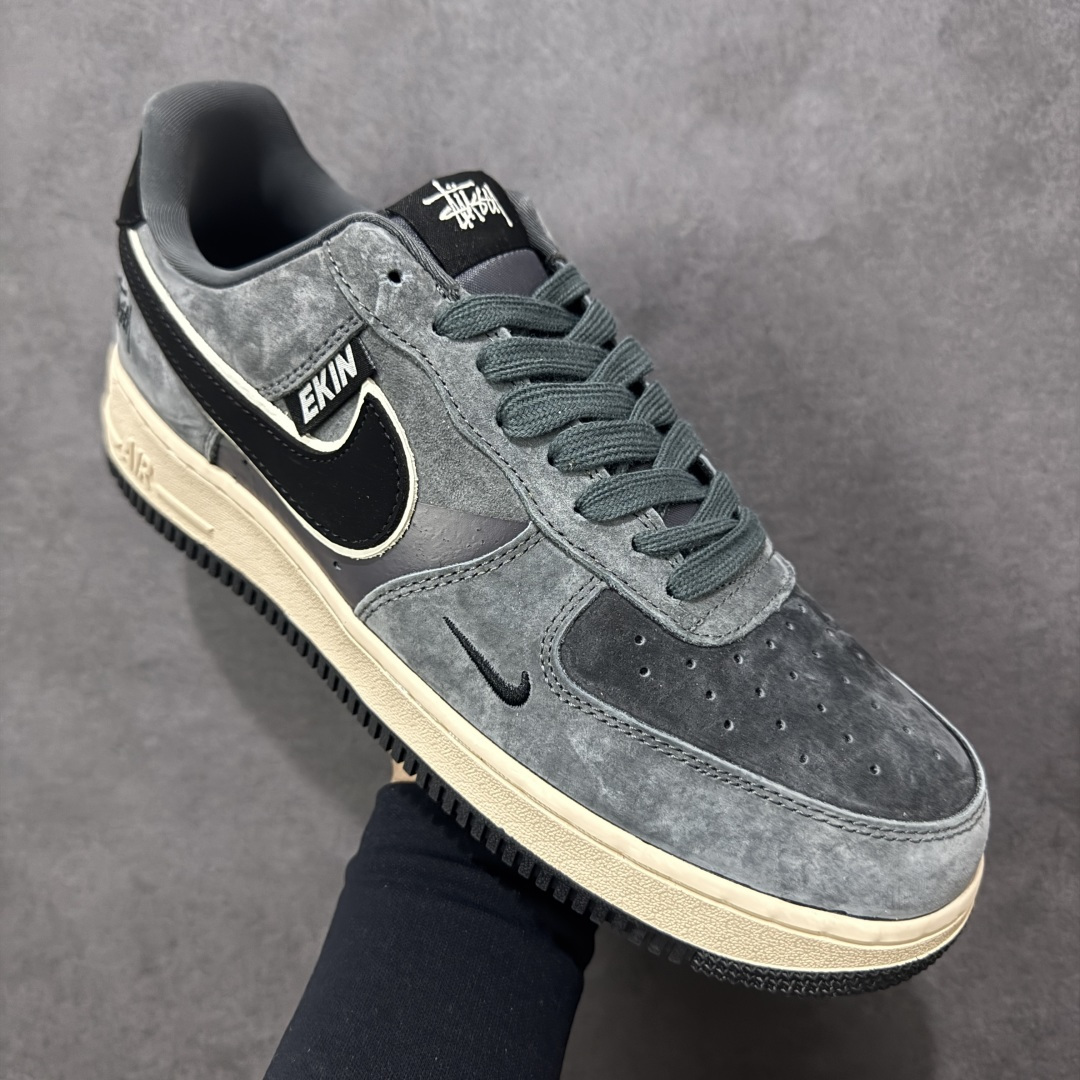 图片[3]-【定制版】Nike Air Force 1\’07 Low 斯图西联名 空军一号低帮休闲板鞋  #原楦头原纸板 高端定制鞋盒 原厂鞋底 超高清洁度 细节完美 货号：BK1916-002  尺码：36 36.5 37.5 38 38.5 39 40 40.5 41 42 42.5 43 44 44.5 45-选品中心