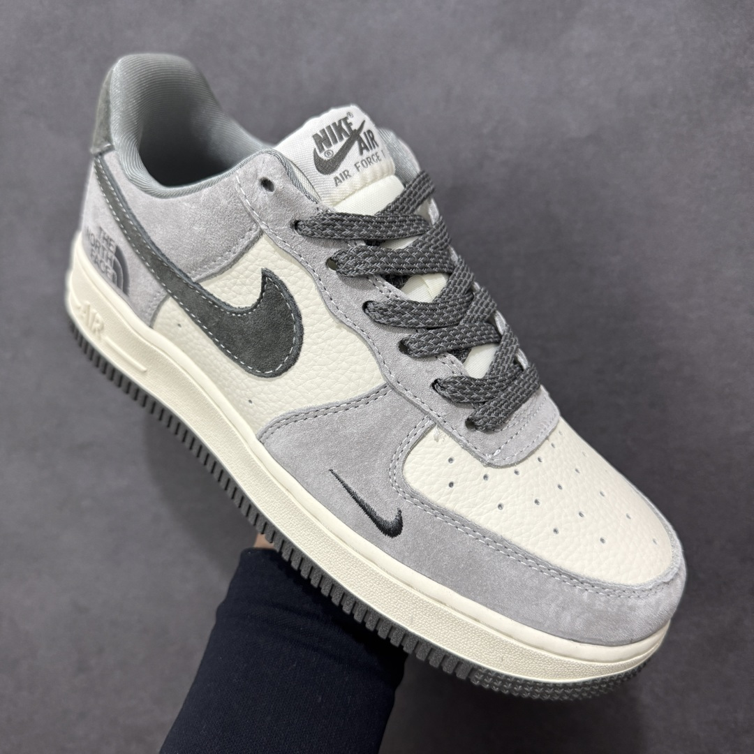 图片[3]-【定制版】Nike Air Force 1\’07 Low 北面联名 机能潮酷 空军一号低帮休闲板鞋  #原楦头原纸板 高端定制鞋盒 原厂鞋底 超高清洁度 细节完美 货号：KL1688-005  尺码：36 36.5 37.5 38 38.5 39 40 40.5 41 42 42.5 43 44 44.5 45-选品中心