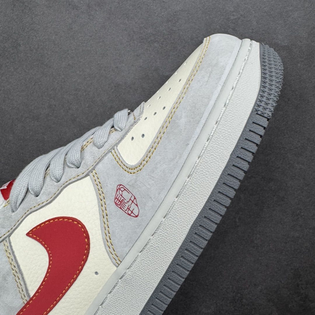 图片[5]-【定制版】Nike Air Force 1\’07 Low 2026 马年限定 空军一号低帮休闲板鞋  #原楦头原纸板 高端定制鞋盒 原厂鞋底 超高清洁度 细节完美 货号：HT5088-631  尺码：36 36.5 37.5 38 38.5 39 40 40.5 41 42 42.5 43 44 44.5 45-选品中心
