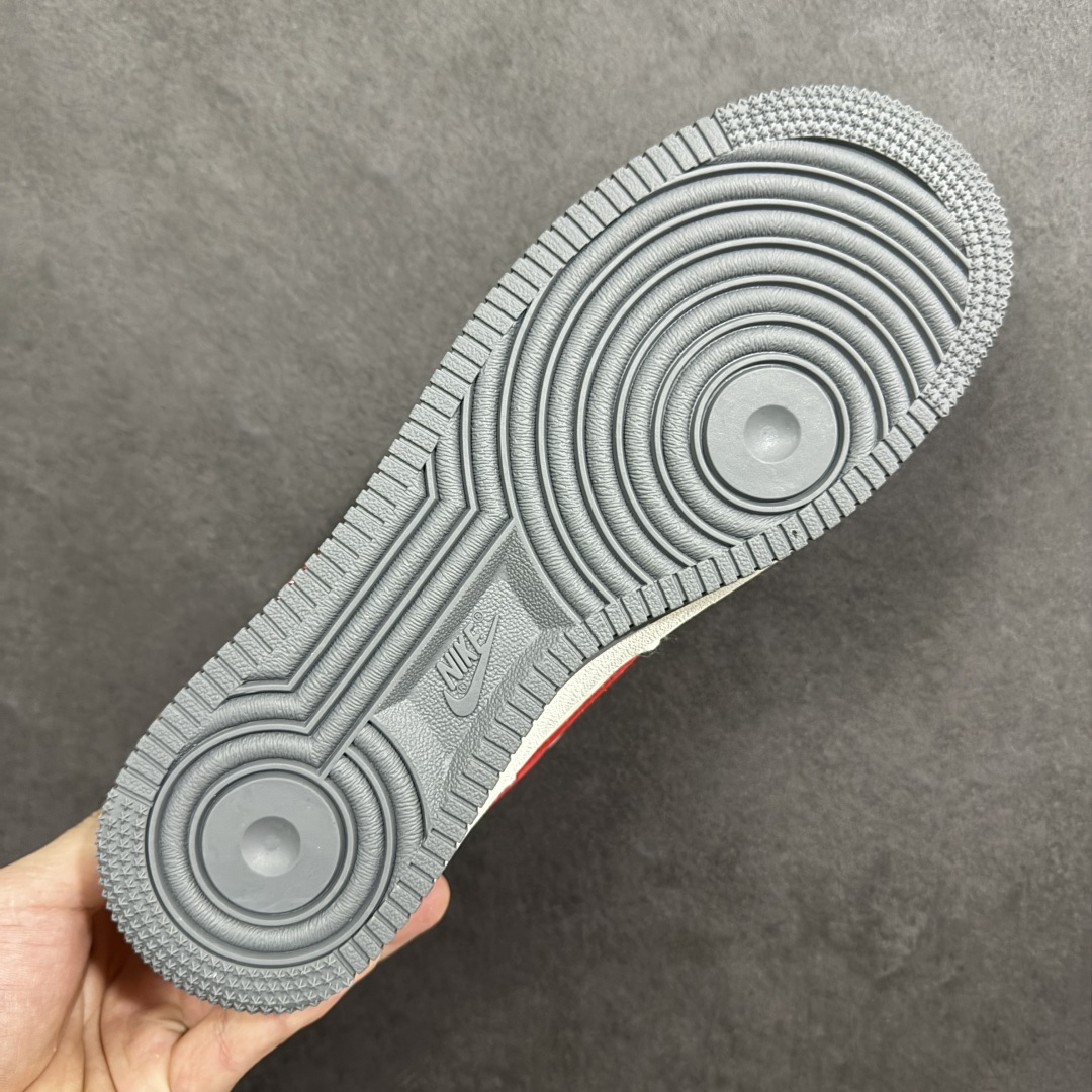 图片[9]-【定制版】Nike Air Force 1\’07 Low 2026 马年限定 空军一号低帮休闲板鞋  #原楦头原纸板 高端定制鞋盒 原厂鞋底 超高清洁度 细节完美 货号：HT5088-631  尺码：36 36.5 37.5 38 38.5 39 40 40.5 41 42 42.5 43 44 44.5 45-选品中心