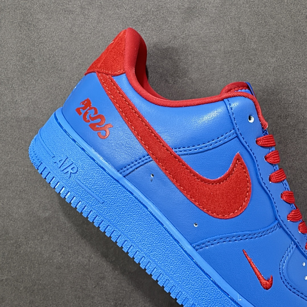 图片[6]-【定制版】Nike Air Force 1\’07 Low 马年联名 蓝海焰红 空军一号低帮休闲板鞋 DF0188-128  #原楦头原纸板 高端定制鞋盒 原厂鞋底 超高清洁度 细节完美  尺码：36 36.5 37.5 38 38.5 39 40 40.5 41 42 42.5 43 44 44.5 45-选品中心