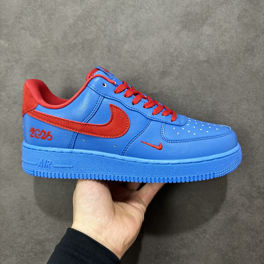 【定制版】Nike Air Force 1\'07 Low 马年联名 蓝海焰红 空军一号低帮休闲板鞋 DF0188-128 #原楦头原纸板 高端定制鞋盒 原厂鞋底 超高清洁度 细节完美 尺码:36 36.5 37.5 38 38.5 39 40 40.5 41 42 42.5 43 44 44.5 45-选品中心