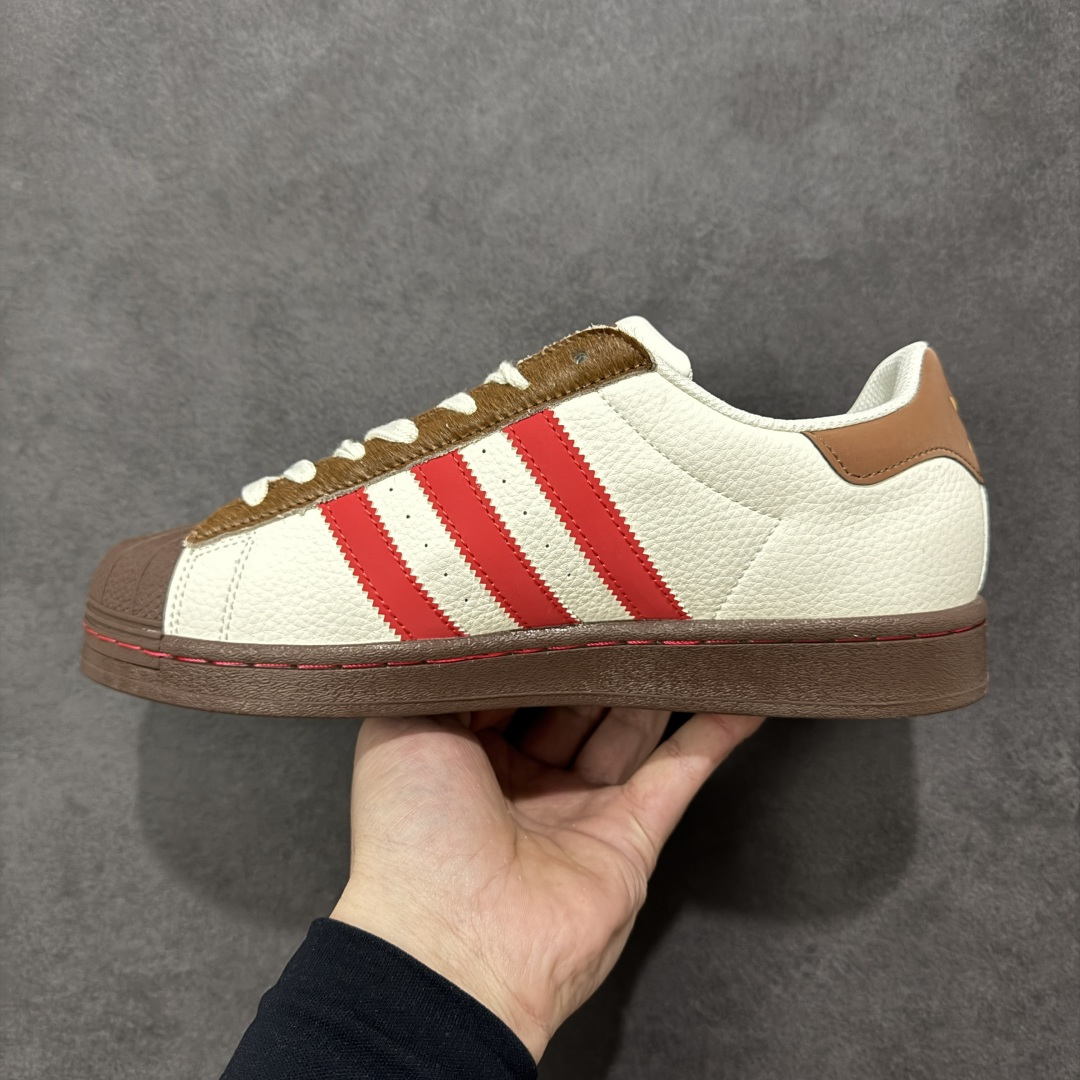 图片[2]-【定制版】AD Originals Superstar 2026 马年限定 贝壳头板鞋 采用全新头层拼接皮革材质 后跟采用特色3D立体印字 渠道正品订单 诠释市场最高工艺水平 全鞋进口头层皮料打造。区别市面普通真标版本，进出专柜无压力 货号：JY8924 尺码：36-45-选品中心