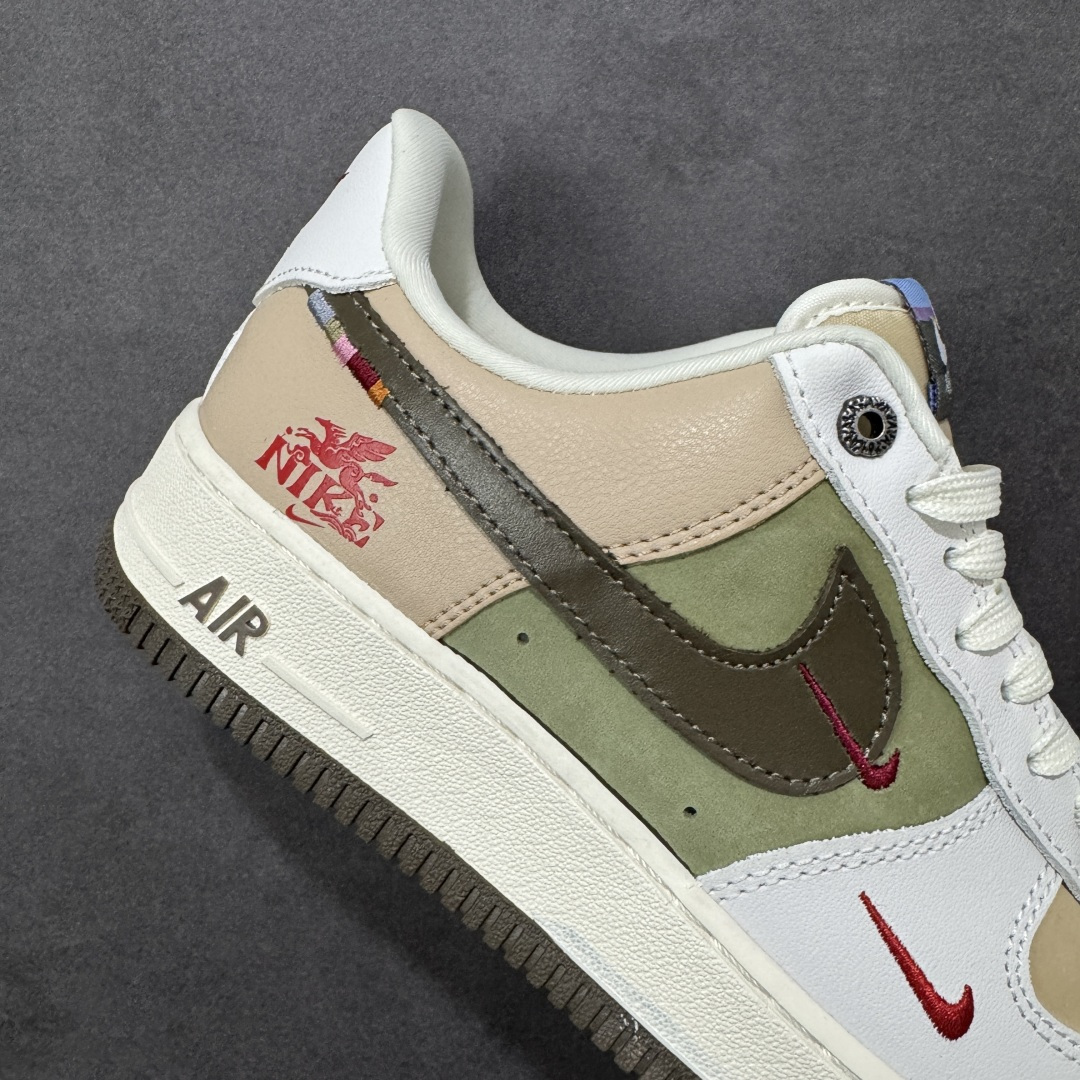 图片[6]-【定制版】Nike Air Force 1\’07 Low 马年限定 卡其绿 空军一号低帮休闲板鞋 DF0188-135  #原楦头原纸板 高端定制鞋盒 原厂鞋底 超高清洁度 细节完美  尺码：36 36.5 37.5 38 38.5 39 40 40.5 41 42 42.5 43 44 44.5 45-选品中心