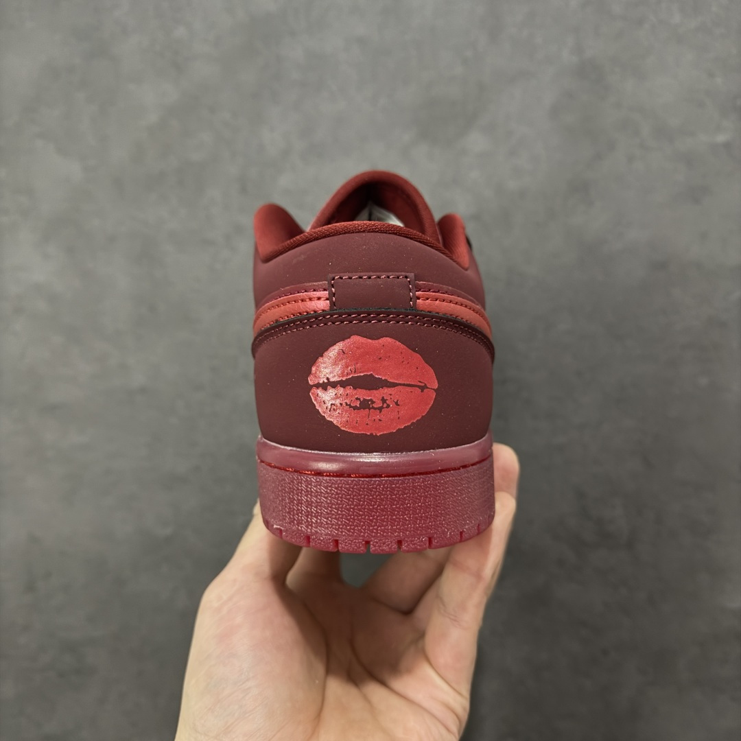 图片[4]-【K版纯原】Air Jordan AJ1 Low 低帮 IB7012-600 全新流水线出品 市场第二梯队最强版 全部原鞋开发 原楦原纸板开发 全鞋电脑针车 原厂内置全掌气垫 原盒内在原标 唯一Zp原版鞋带绑法 免检产品 全新2022版型 全头层皮料 完美零毛边处理 原厂配置全掌气垫 价格定位良心 新配色陆续出货 尺码：36-46-选品中心