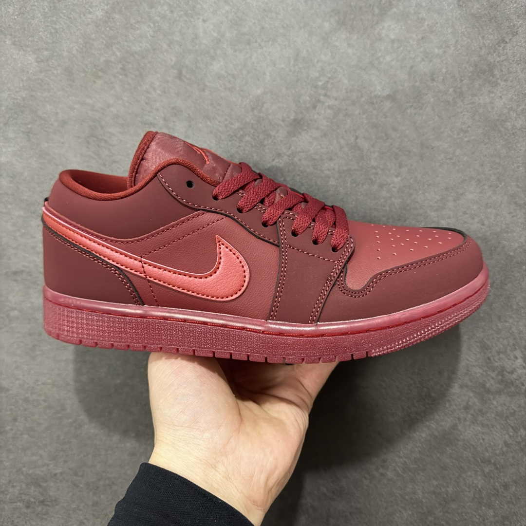 【K版纯原】Air Jordan AJ1 Low 低帮 IB7012-600 全新流水线出品 市场第二梯队最强版 全部原鞋开发 原楦原纸板开发 全鞋电脑针车 原厂内置全掌气垫 原盒内在原标 唯一Zp原版鞋带绑法 免检产品 全新2022版型 全头层皮料 完美零毛边处理 原厂配置全掌气垫 价格定位良心 新配色陆续出货 尺码:36-46-选品中心