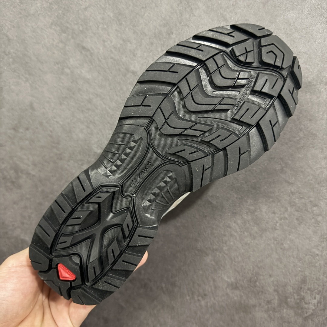 图片[9]-【莞产外贸版】Salomon XT-QUEST ADV 萨洛蒙情侣款户外机能鞋 477810 全新外贸大厂出品 细节品质大改进 独立私模 最大做到47码 全鞋采用为原厂一致材料打造 全新鞋型 相对市场版本 版型更正 全新玻璃冲刀 清洁度提升 同步原版左右鞋带孔的间距加大（市场版间距太小） 网面与鞋头材料校对一致无色差（市面版本有色差） 大底contagrip凹陷程度同步原版（市面版都有差别） 鞋舌两侧鞋帮脚踝处更加直挺（之前老版往中间踏） 鞋头处添加☯️太极标 所有细节多次修改校正 坚持同步原版无差别 毋庸置疑全市场最好的版本💪🏻终端优势供应 尺码：36 36.5 37.5 38 38.5 39 40 40.5 41 42 42.5 43 44 44.5 45 46 47-选品中心