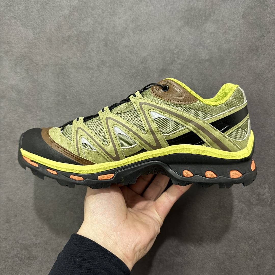 图片[2]-【莞产外贸版】Salomon XT-QUEST ADV 萨洛蒙情侣款户外机能鞋 477810 全新外贸大厂出品 细节品质大改进 独立私模 最大做到47码 全鞋采用为原厂一致材料打造 全新鞋型 相对市场版本 版型更正 全新玻璃冲刀 清洁度提升 同步原版左右鞋带孔的间距加大（市场版间距太小） 网面与鞋头材料校对一致无色差（市面版本有色差） 大底contagrip凹陷程度同步原版（市面版都有差别） 鞋舌两侧鞋帮脚踝处更加直挺（之前老版往中间踏） 鞋头处添加☯️太极标 所有细节多次修改校正 坚持同步原版无差别 毋庸置疑全市场最好的版本💪🏻终端优势供应 尺码：36 36.5 37.5 38 38.5 39 40 40.5 41 42 42.5 43 44 44.5 45 46 47-选品中心
