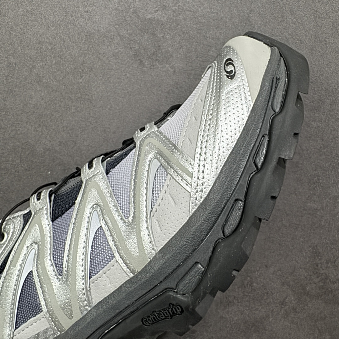 图片[5]-【莞产外贸版】Salomon XT-QUEST ADV 萨洛蒙情侣款户外机能鞋 477810 全新外贸大厂出品 细节品质大改进 独立私模 最大做到47码 全鞋采用为原厂一致材料打造 全新鞋型 相对市场版本 版型更正 全新玻璃冲刀 清洁度提升 同步原版左右鞋带孔的间距加大（市场版间距太小） 网面与鞋头材料校对一致无色差（市面版本有色差） 大底contagrip凹陷程度同步原版（市面版都有差别） 鞋舌两侧鞋帮脚踝处更加直挺（之前老版往中间踏） 鞋头处添加☯️太极标 所有细节多次修改校正 坚持同步原版无差别 毋庸置疑全市场最好的版本💪🏻终端优势供应 尺码：36 36.5 37.5 38 38.5 39 40 40.5 41 42 42.5 43 44 44.5 45 46 47-选品中心