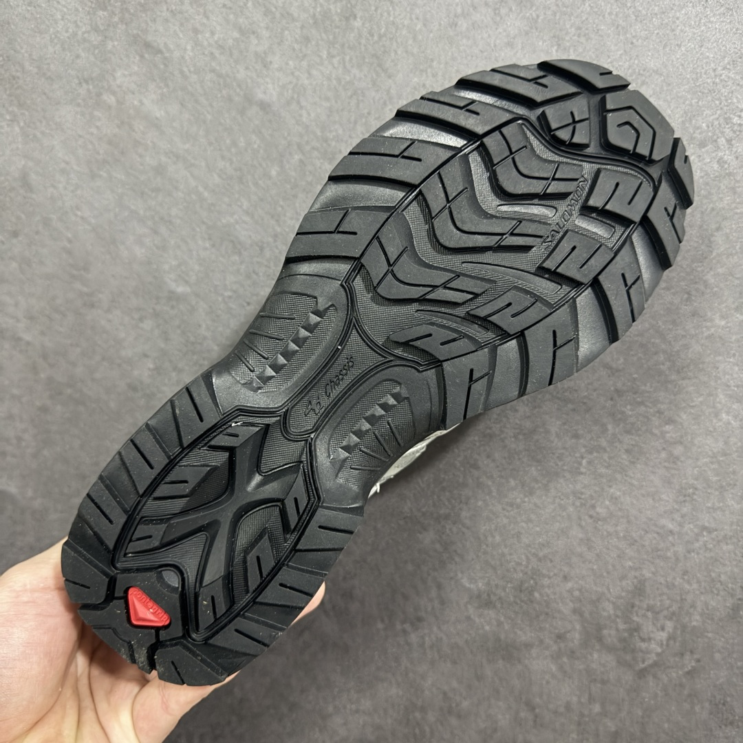 图片[9]-【莞产外贸版】Salomon XT-QUEST ADV 萨洛蒙情侣款户外机能鞋 477810 全新外贸大厂出品 细节品质大改进 独立私模 最大做到47码 全鞋采用为原厂一致材料打造 全新鞋型 相对市场版本 版型更正 全新玻璃冲刀 清洁度提升 同步原版左右鞋带孔的间距加大（市场版间距太小） 网面与鞋头材料校对一致无色差（市面版本有色差） 大底contagrip凹陷程度同步原版（市面版都有差别） 鞋舌两侧鞋帮脚踝处更加直挺（之前老版往中间踏） 鞋头处添加☯️太极标 所有细节多次修改校正 坚持同步原版无差别 毋庸置疑全市场最好的版本💪🏻终端优势供应 尺码：36 36.5 37.5 38 38.5 39 40 40.5 41 42 42.5 43 44 44.5 45 46 47-选品中心