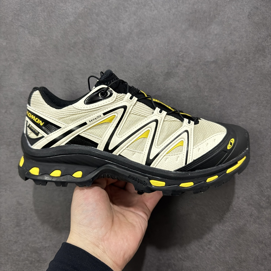 【莞产外贸版】Salomon XT-QUEST ADV 萨洛蒙情侣款户外机能鞋 477810 全新外贸大厂出品 细节品质大改进 独立私模 最大做到47码 全鞋采用为原厂一致材料打造 全新鞋型 相对市场版本 版型更正 全新玻璃冲刀 清洁度提升 同步原版左右鞋带孔的间距加大(市场版间距太小) 网面与鞋头材料校对一致无色差(市面版本有色差) 大底contagrip凹陷程度同步原版(市面版都有差别) 鞋舌两侧鞋帮脚踝处更加直挺(之前老版往中间踏) 鞋头处添加☯️太极标 所有细节多次修改校正 坚持同步原版无差别 毋庸置疑全市场最好的版本💪🏻终端优势供应 尺码:36 36.5 37.5 38 38.5 39 40 40.5 41 42 42.5 43 44 44.5 45 46 47-选品中心