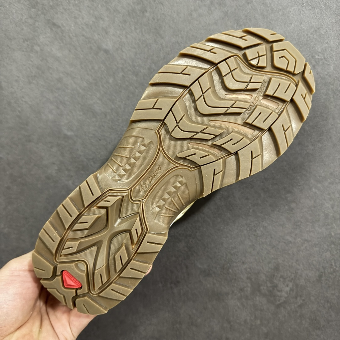 图片[9]-【莞产外贸版】Salomon XT-QUEST ADV 萨洛蒙情侣款户外机能鞋 477810 全新外贸大厂出品 细节品质大改进 独立私模 最大做到47码 全鞋采用为原厂一致材料打造 全新鞋型 相对市场版本 版型更正 全新玻璃冲刀 清洁度提升 同步原版左右鞋带孔的间距加大（市场版间距太小） 网面与鞋头材料校对一致无色差（市面版本有色差） 大底contagrip凹陷程度同步原版（市面版都有差别） 鞋舌两侧鞋帮脚踝处更加直挺（之前老版往中间踏） 鞋头处添加☯️太极标 所有细节多次修改校正 坚持同步原版无差别 毋庸置疑全市场最好的版本💪🏻终端优势供应 尺码：36 36.5 37.5 38 38.5 39 40 40.5 41 42 42.5 43 44 44.5 45 46 47-选品中心