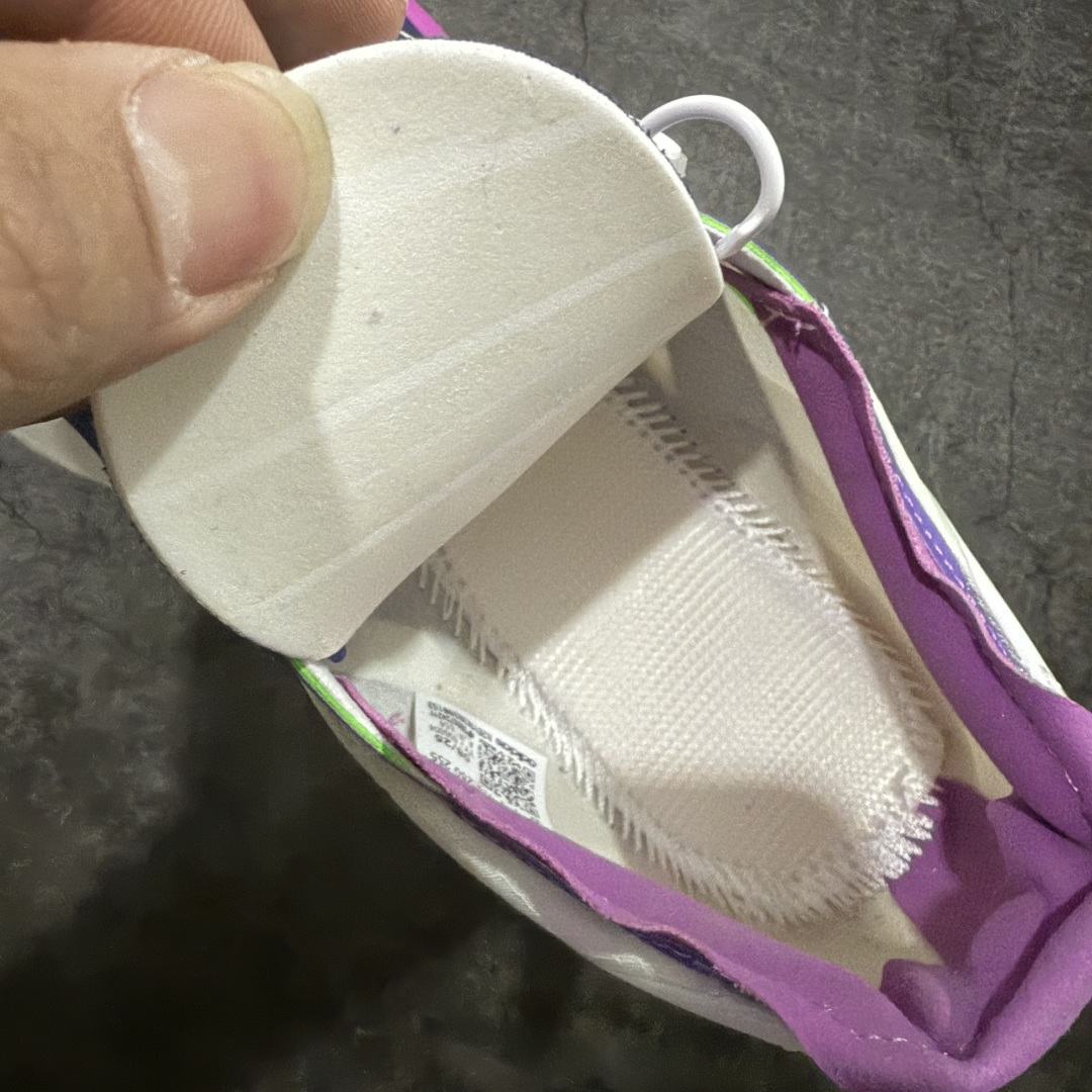 图片[9]-【NO.1纯原】Adidas Adizero Adios Pro 4 M竞训跑步鞋 JR1656 市场独一档品质 区别所有版本 原鞋购入开发数月 原材料 原档案打造 细节版型一比一 独立双层组合底私模. 搭配ENERGYRODS 2.0真碳柱，每一步都动力满满 鞋面用的是Lightlock技术，轻透又贴合，就像给脚定制的一样。 中底是全掌Lightstrike Pro泡棉，软弹感超绝 真正一比一还原真实脚感💪🏻 尺码：36 36.5 37 38 38.5 39 40 40.5 41 42 42.5 43 44 44.5 45 46-选品中心