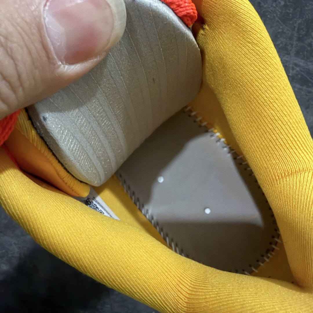 图片[9]-【Top纯原】NK Ja 3 Scratch EP 莫兰特三代柔软舒适防滑耐磨透气支撑轻便低帮篮球鞋 HF2794-700 全新版本重磅登场 历时半年全力打造 实战脚感完美 T1品质 完美版型细节做工 【顶配缓震】独家革新搭载 前掌5mm TURBO气垫 兼具贴地与缓震！（正品仅长方形小气垫）➕后掌大马蹄14mm厚 气垫 提高后掌缓震极限 （正品后掌无气垫） 【顶级抗扭】 搭载硬度65HC 发泡中底框架 ➕高强度中足抗扭片 革新升级 赛事级抗扭水平！独此一家 【顶级支撑】鞋身侧向包裹 双层补强层 200斤以上选手 也可驾驭（正品仅一层）对比市场货品偷工减料 不可同日而语！ 气垫气压上脚即可感受！鞋底止滑配方 无需磨合 原地起飞🛫 尺码：40-47.5-选品中心