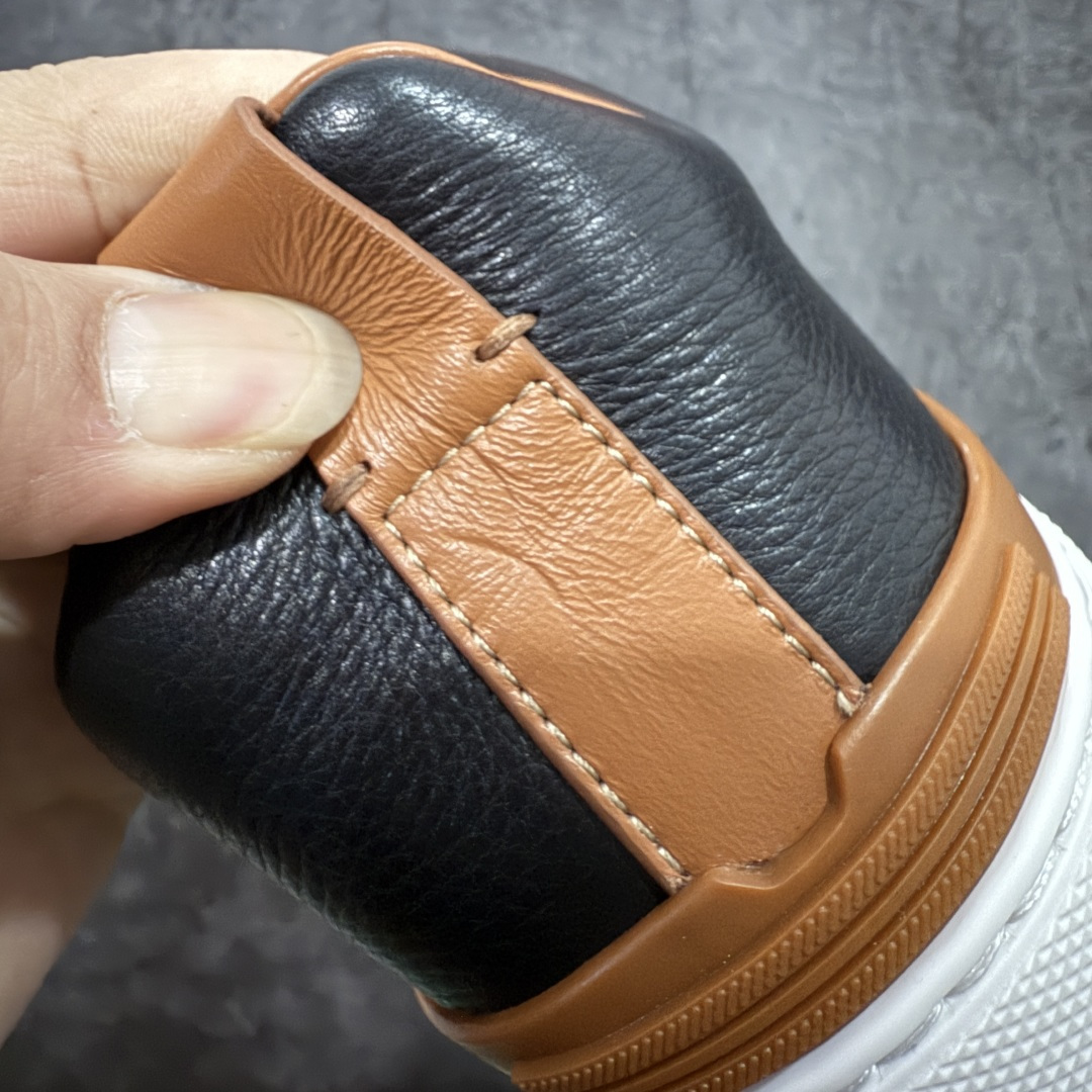 图片[2]-【佛山超A版】Zegna Triple Stitch 杰尼亚皮革 圆头平底 低帮低帮运动鞋 摔花纹牛皮制成，饰以丰富的工艺细节，如骆马红棕色皮革嵌饰和手绘饰边。此优雅材质令这款动感十足的运动鞋转变为精致的休闲单品。耐用的橡胶鞋底可探索城市街道提供所有需的支持。版型和产品细节：摔花纹牛皮面料，双色宽罗纹针织鞋带满足不同场合搭配不同风格，小牛皮内裡，鞋垫。内底、徽标压纹皮革中底，高弹力记忆鞋垫和超轻橡胶人字纹防滑鞋底，穿着舒服不凡。鞋底周圈加车大底边线。显得匠心十足。 尺码：39 40 41 42 43 44 45 46-选品中心