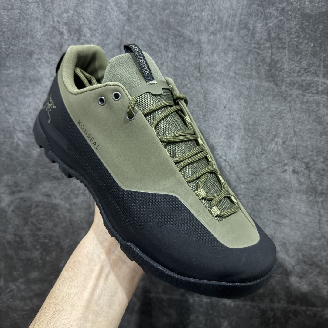 图片[3]-【正确版】Arcteryx始祖鸟 Konseal Shoe 舒适 防滑耐磨透气支撑抓地 登山鞋 正确原盒 全鞋采用头层麂皮 耐磨防滑黄金V底 莞产高品质 区别市场通货 代购指定版本 原数据开发 不掉标 正确高频字体 鸟爪细节完美 区别市场公版货 错误字体货 中底带钢印上脚舒适轻便无负重感 四季百搭 始祖鸟 KONSEAL 轻量户外鞋，这双鞋，不仅仅可以穿着逛街上班，更可以穿着徒步旅游甚至攀岩！说实话，没多少人真的会去攀岩，经我们试穿，这双鞋，日常穿也是非常舒服轻便！搭配日常的衣服完全不违和！结构中底TPU底盘，保护双脚。配置3D模具保护双脚+一体化系带系统，鞋面防撕裂网布、TPU保护膜和牛巴革合成面料，喜欢放心入！这种类型的鞋子咱们家超难得遇到一次，喜欢一定不要错过 尺码：39-45-选品中心