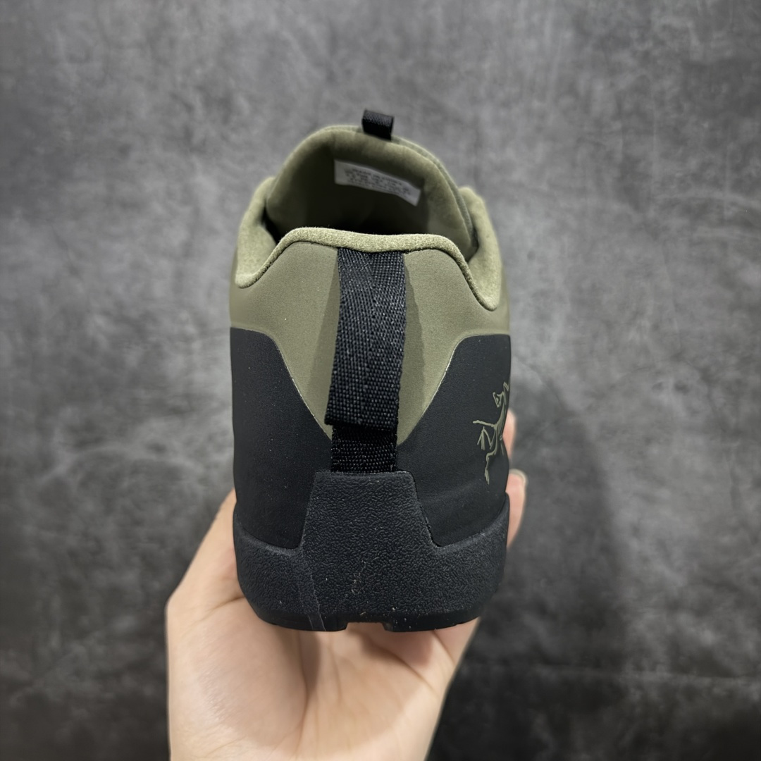 图片[4]-【正确版】Arcteryx始祖鸟 Konseal Shoe 舒适 防滑耐磨透气支撑抓地 登山鞋 正确原盒 全鞋采用头层麂皮 耐磨防滑黄金V底 莞产高品质 区别市场通货 代购指定版本 原数据开发 不掉标 正确高频字体 鸟爪细节完美 区别市场公版货 错误字体货 中底带钢印上脚舒适轻便无负重感 四季百搭 始祖鸟 KONSEAL 轻量户外鞋，这双鞋，不仅仅可以穿着逛街上班，更可以穿着徒步旅游甚至攀岩！说实话，没多少人真的会去攀岩，经我们试穿，这双鞋，日常穿也是非常舒服轻便！搭配日常的衣服完全不违和！结构中底TPU底盘，保护双脚。配置3D模具保护双脚+一体化系带系统，鞋面防撕裂网布、TPU保护膜和牛巴革合成面料，喜欢放心入！这种类型的鞋子咱们家超难得遇到一次，喜欢一定不要错过 尺码：39-45-选品中心