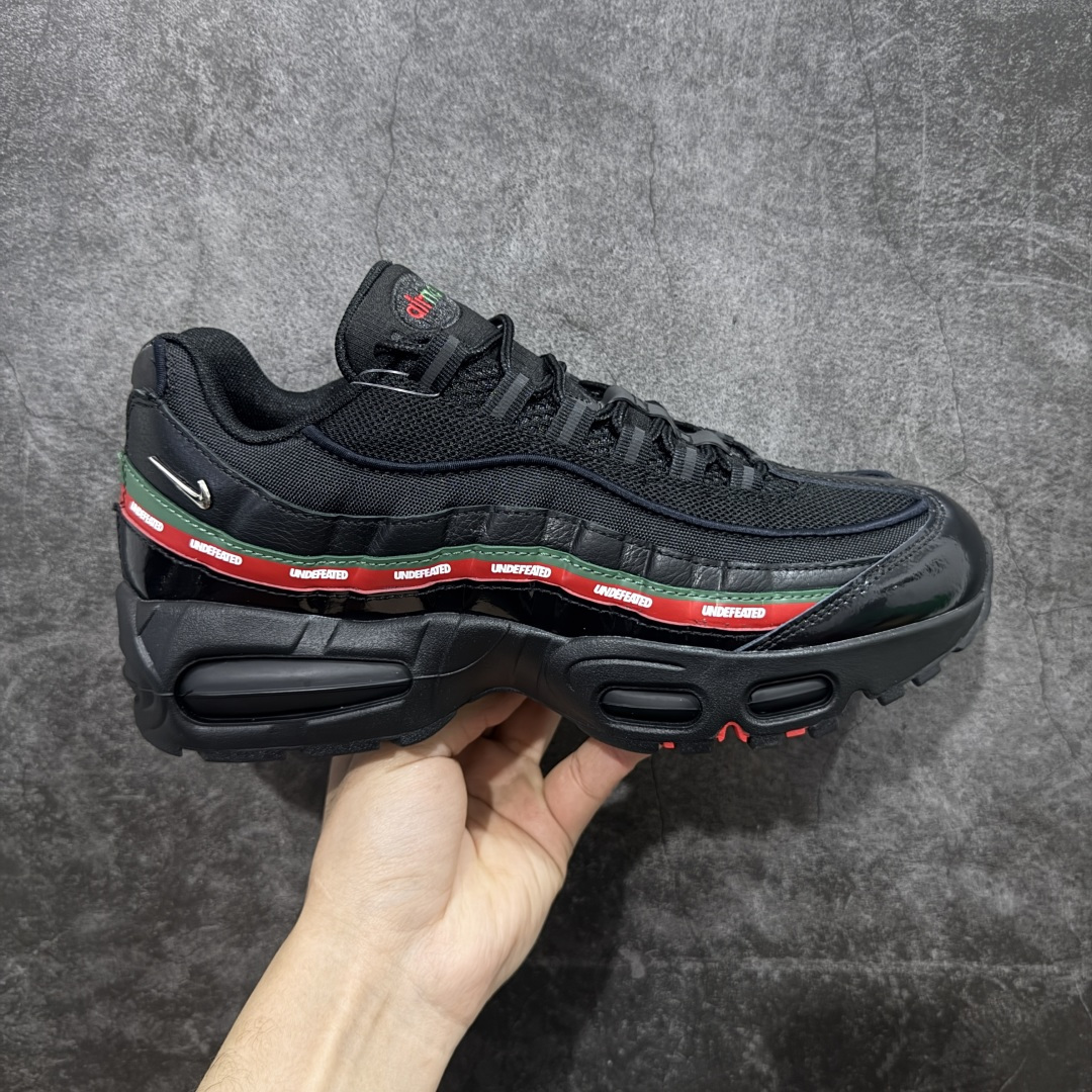 【KZ纯原】UNDEFEATED x Nike Air Max 95 OG Big Bubble 黑色 货号:IB4453-001 外贸顶级专供 区别先行版 全部配色原鞋原尺码开发生产 极致还原 全部原厂材料一比一打造 一眼ZP既视感 欢迎对比市场版本 尺码:40 40.5 41 42 42.5 43 44 44.5 45 46 46.5 47.5 48 48.5-选品中心